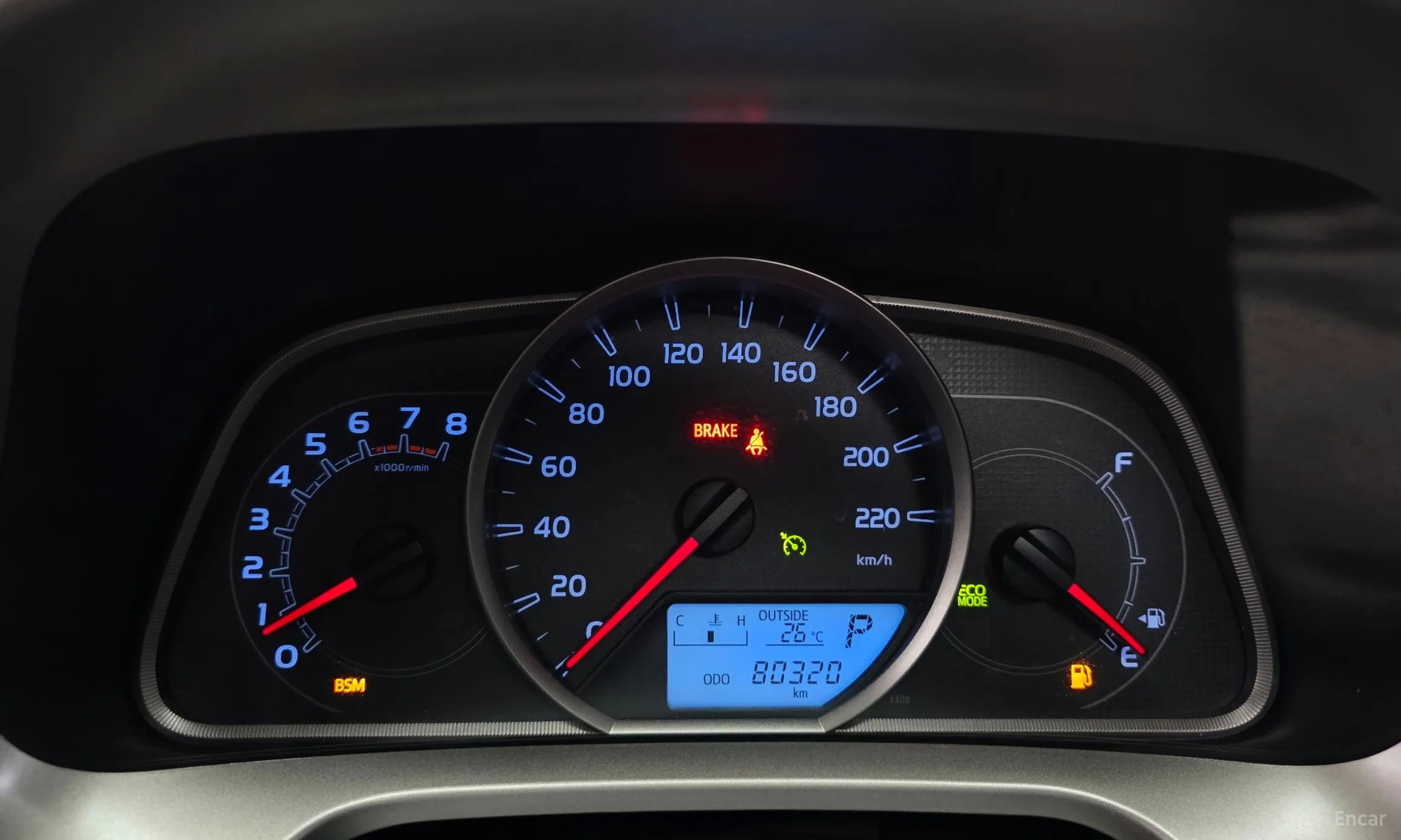 Toyota RAV4 превью 8