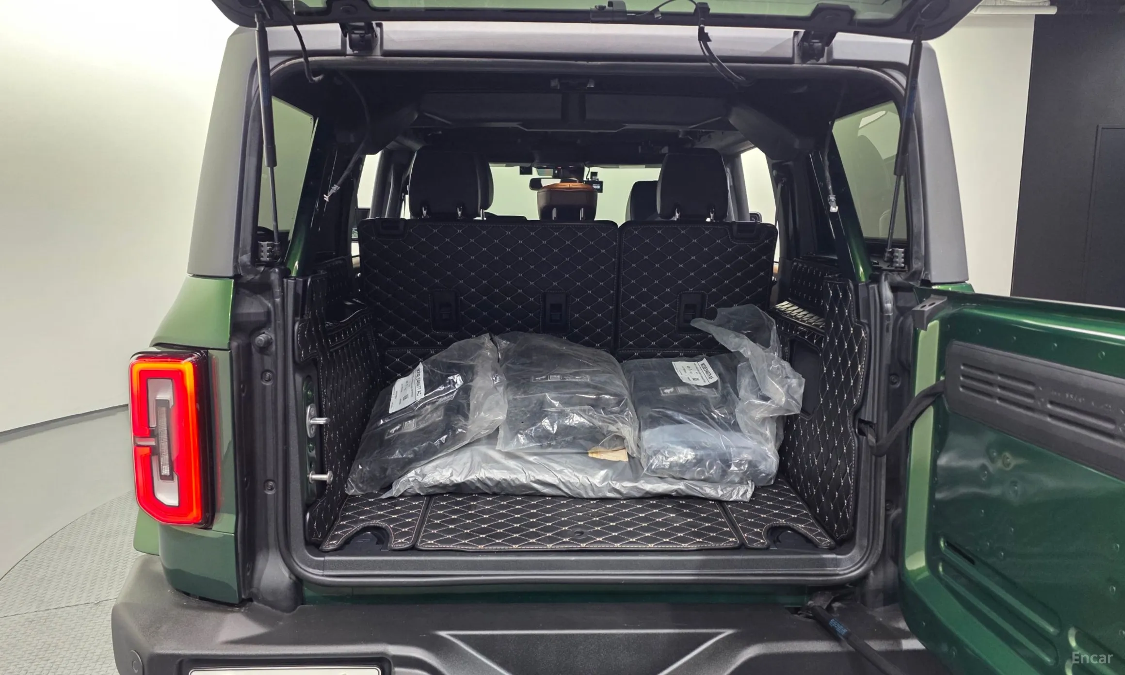 Ford Bronco 6th Generation превью 20