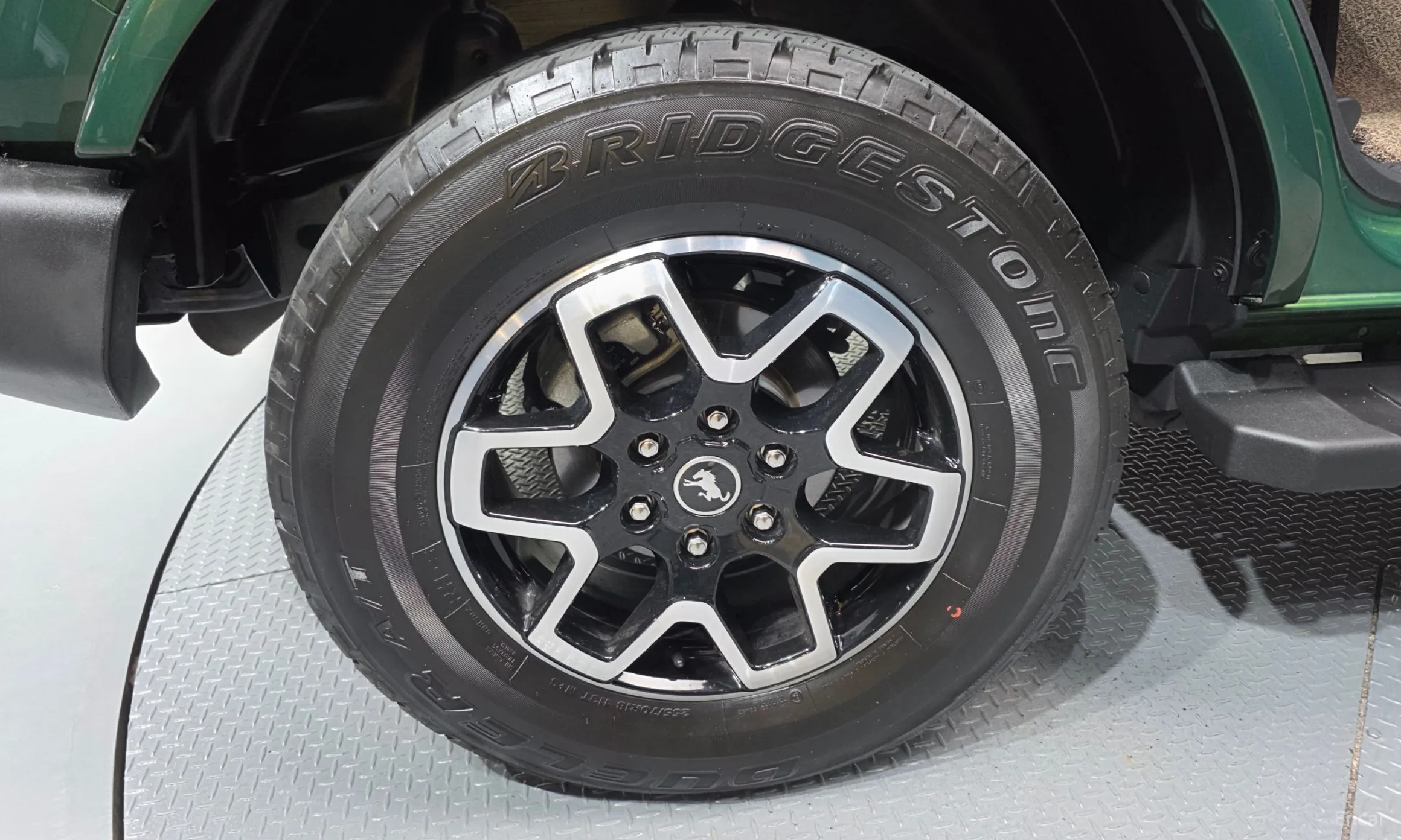 Ford Bronco 6th Generation превью 5