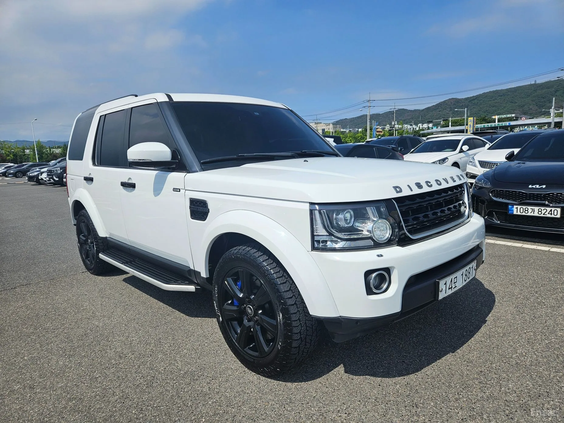 Land Rover Discovery 4