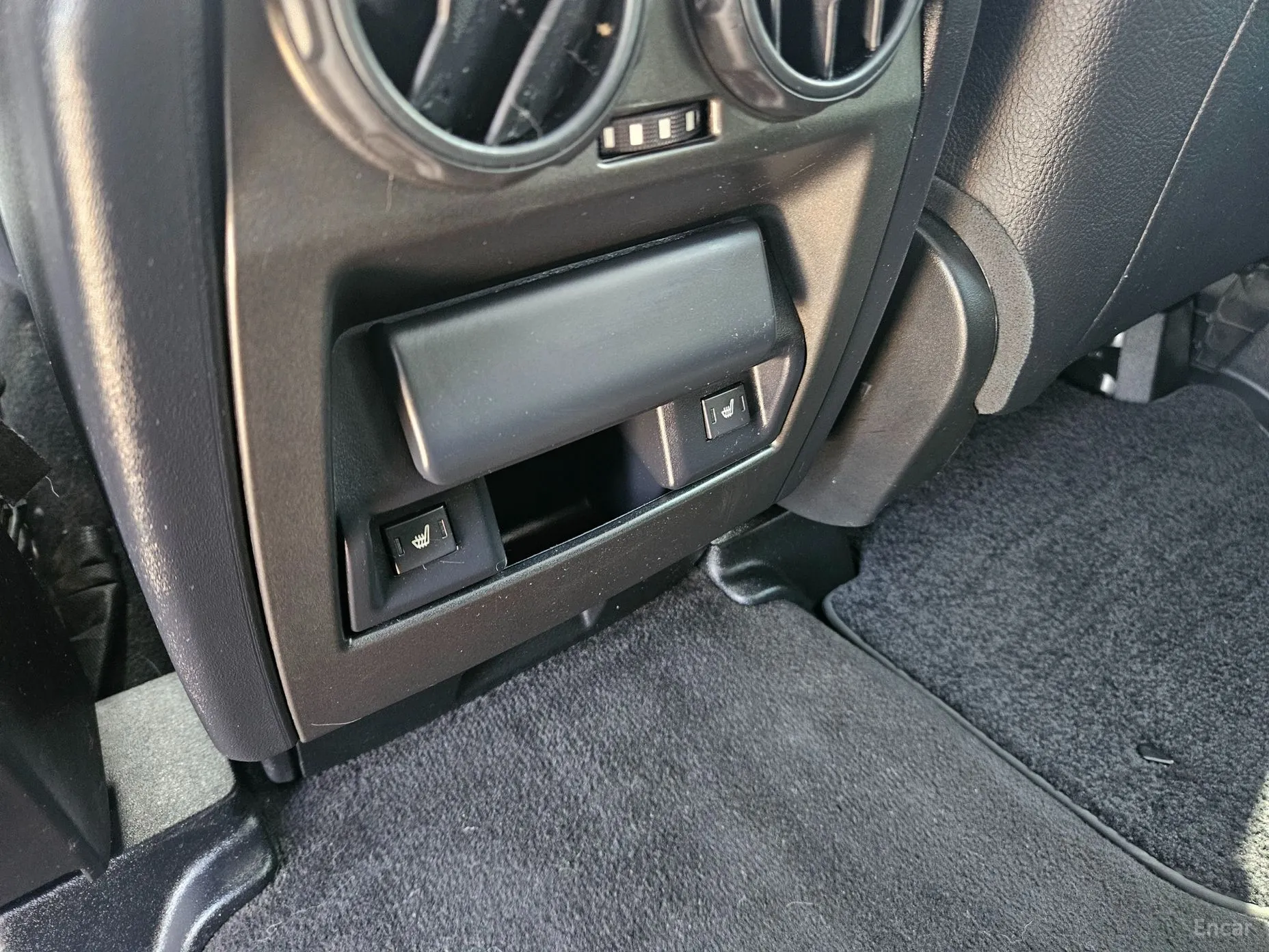 Land Rover Discovery 4 превью 18