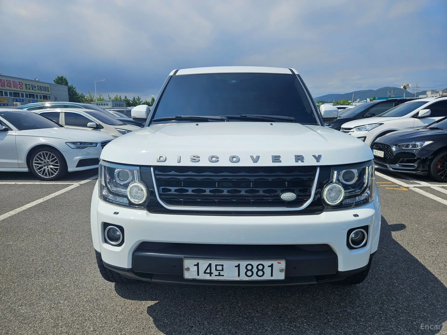 Land Rover Discovery 4 превью 3