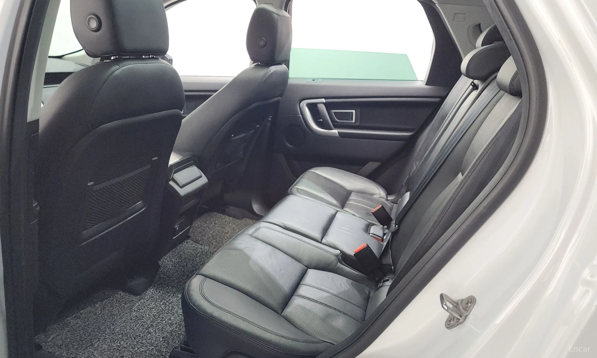 Land Rover Discovery Sports превью 11