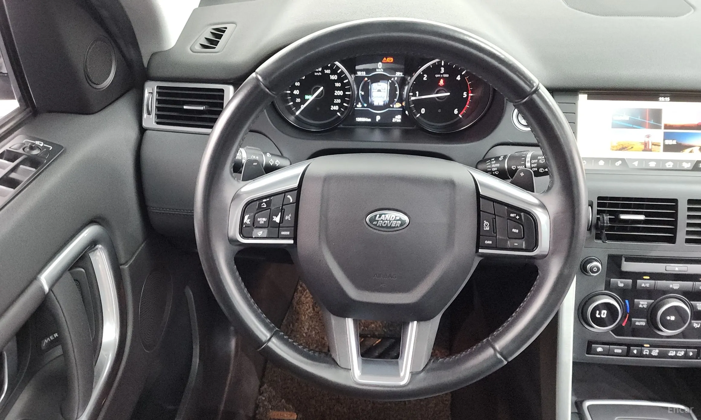 Land Rover Discovery Sports превью 13