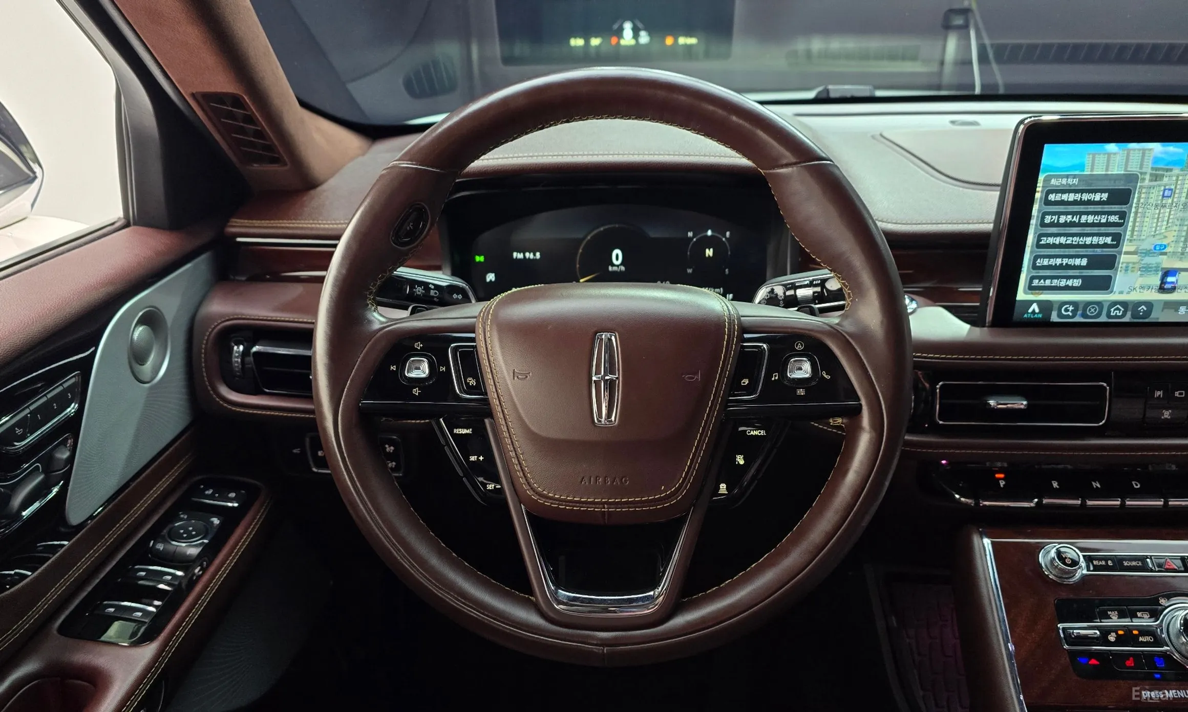Lincoln Aviator 2nd Generation превью 13