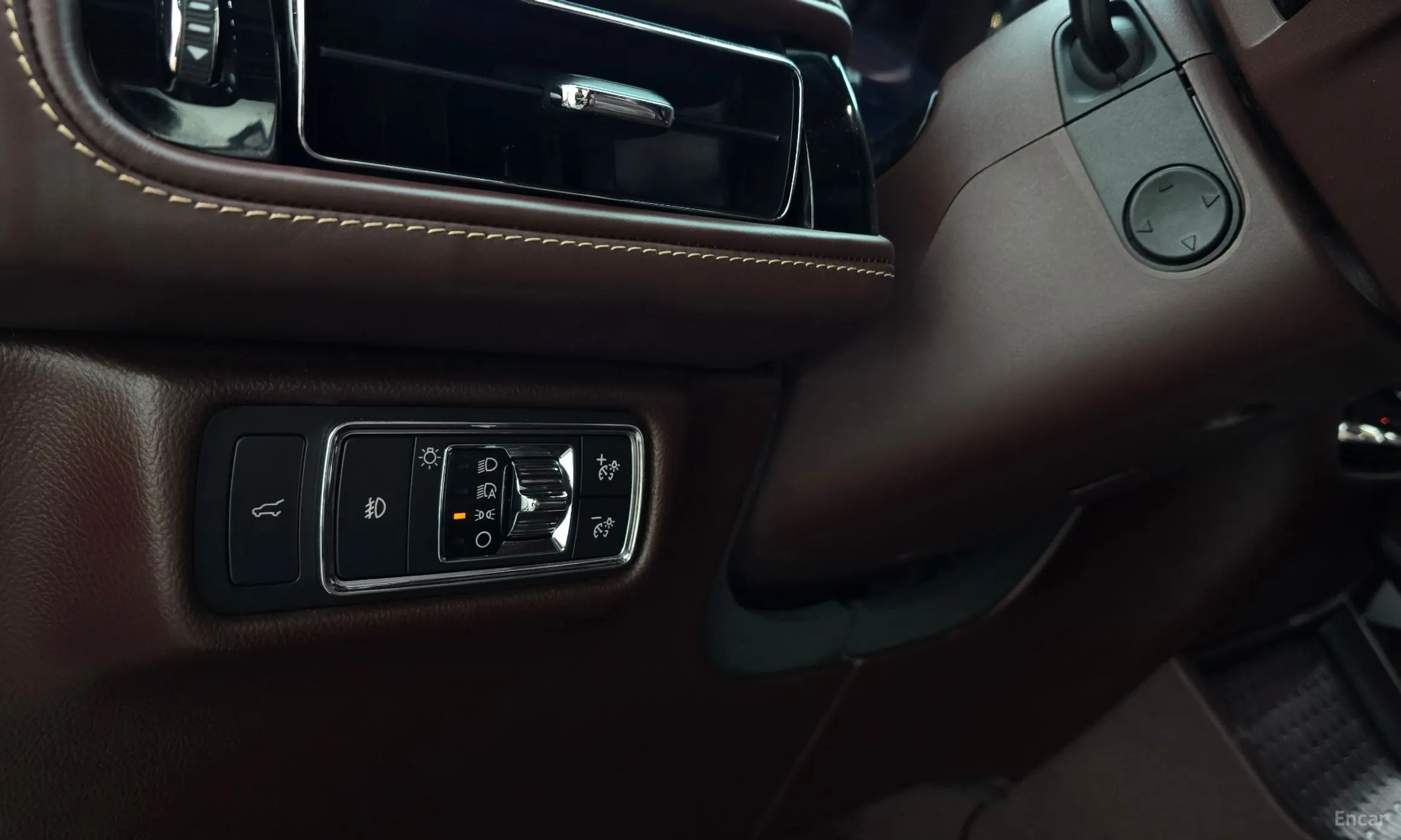 Lincoln Aviator 2nd Generation превью 14