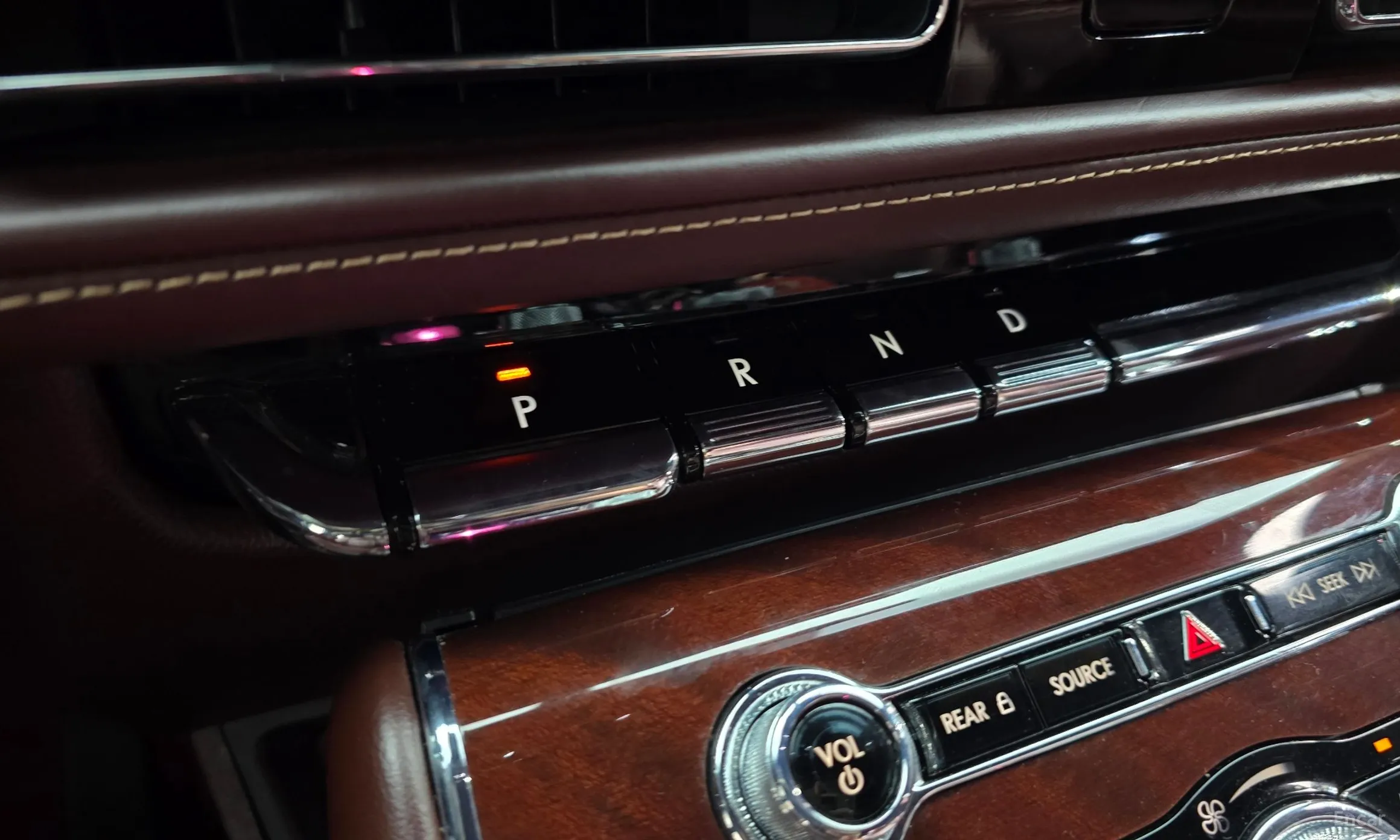 Lincoln Aviator 2nd Generation превью 9