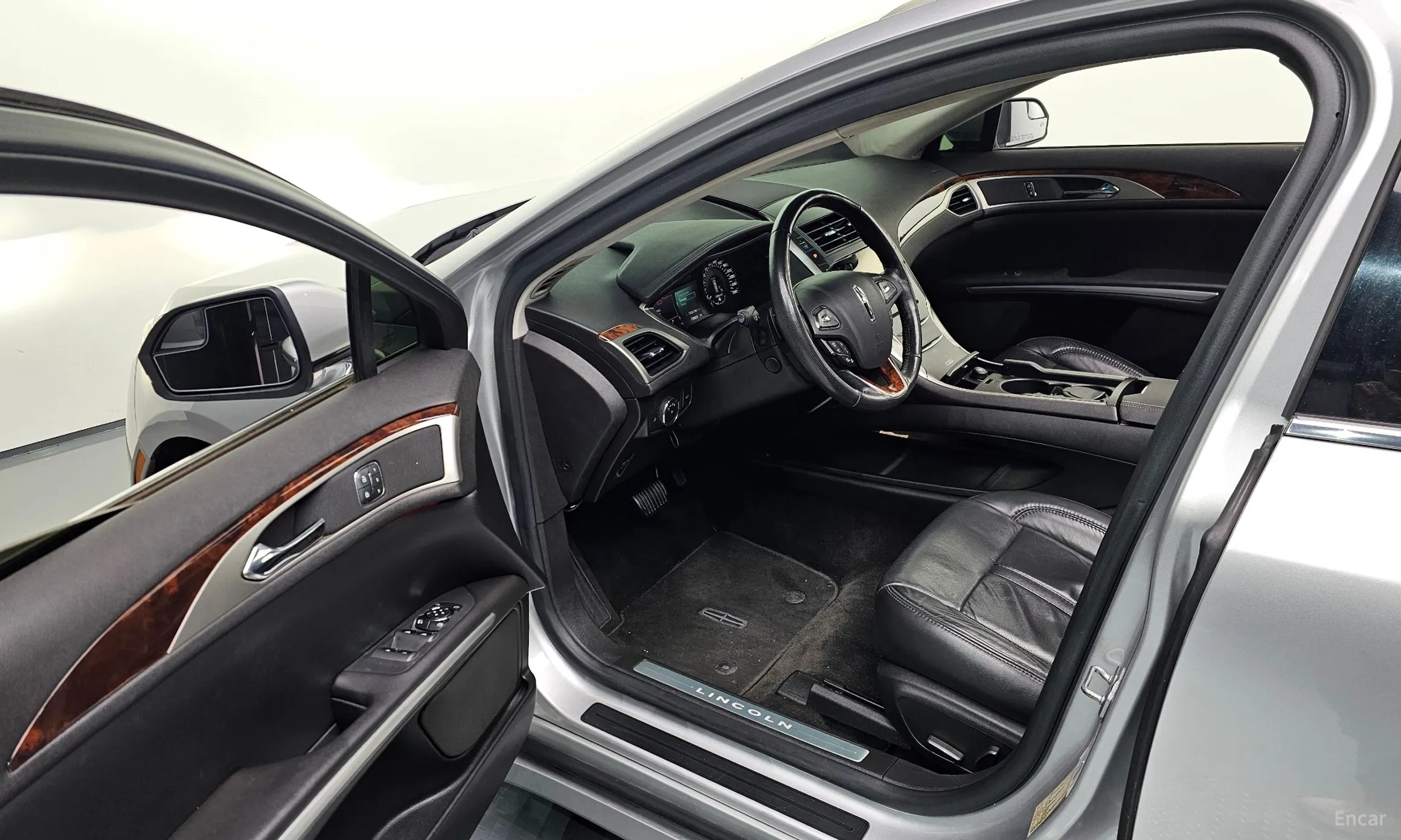 Lincoln New MKZ превью 10