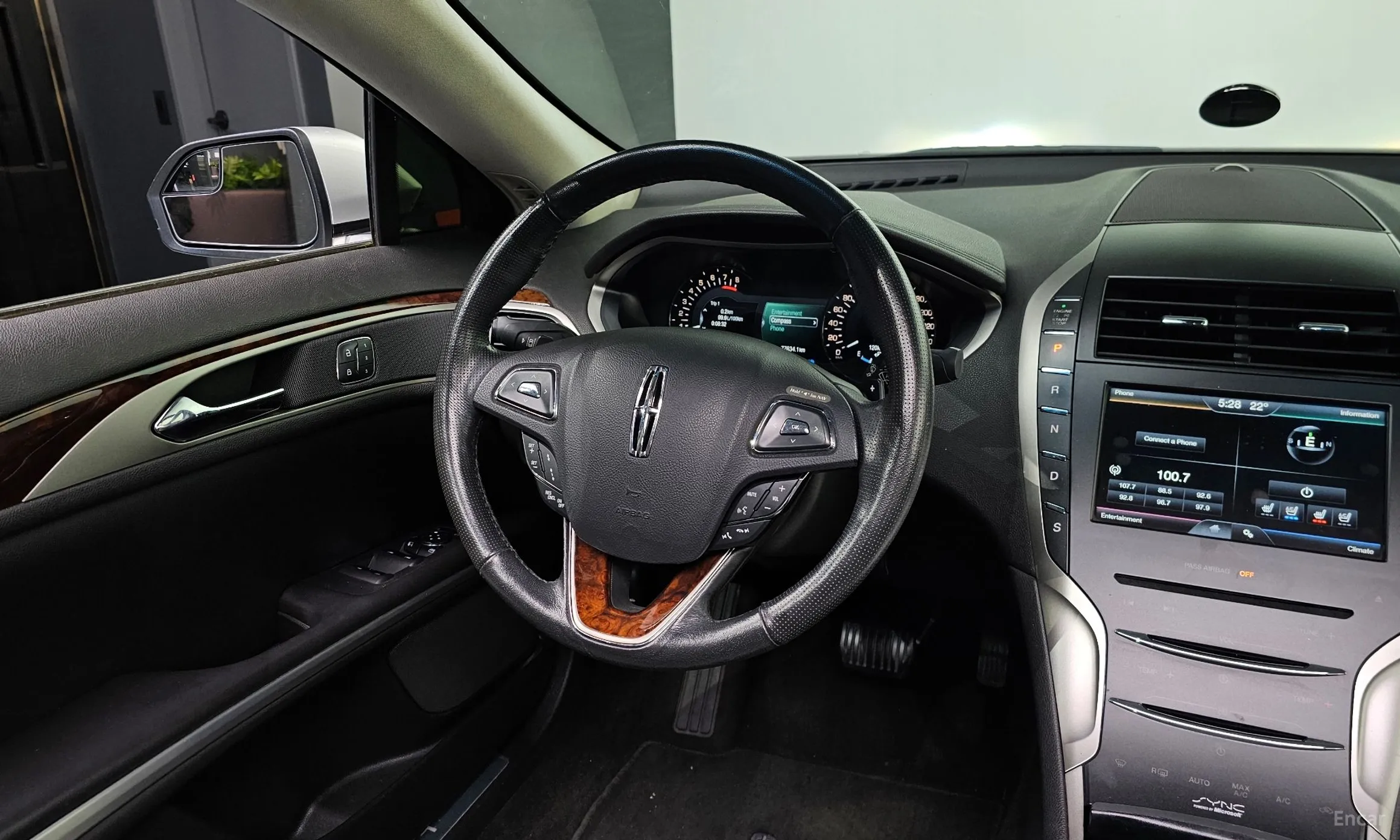 Lincoln New MKZ превью 13