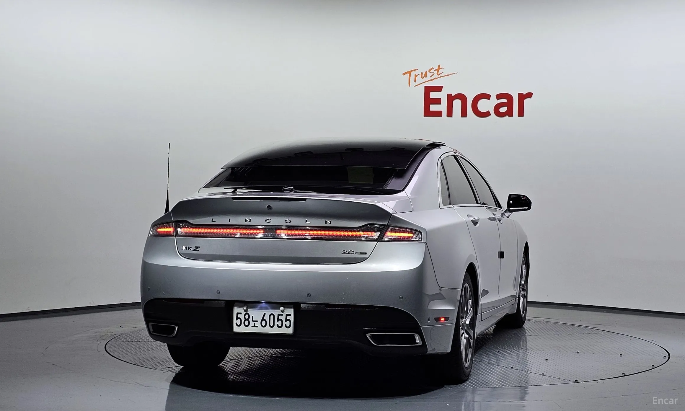 Lincoln New MKZ превью 4