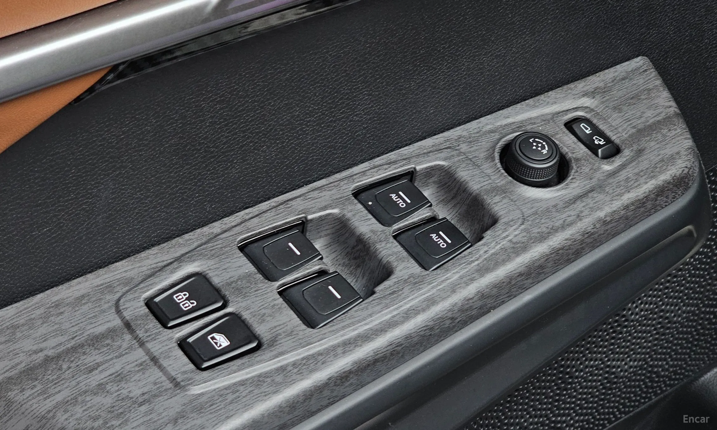KG Mobility (SsangYong) Torres превью 20
