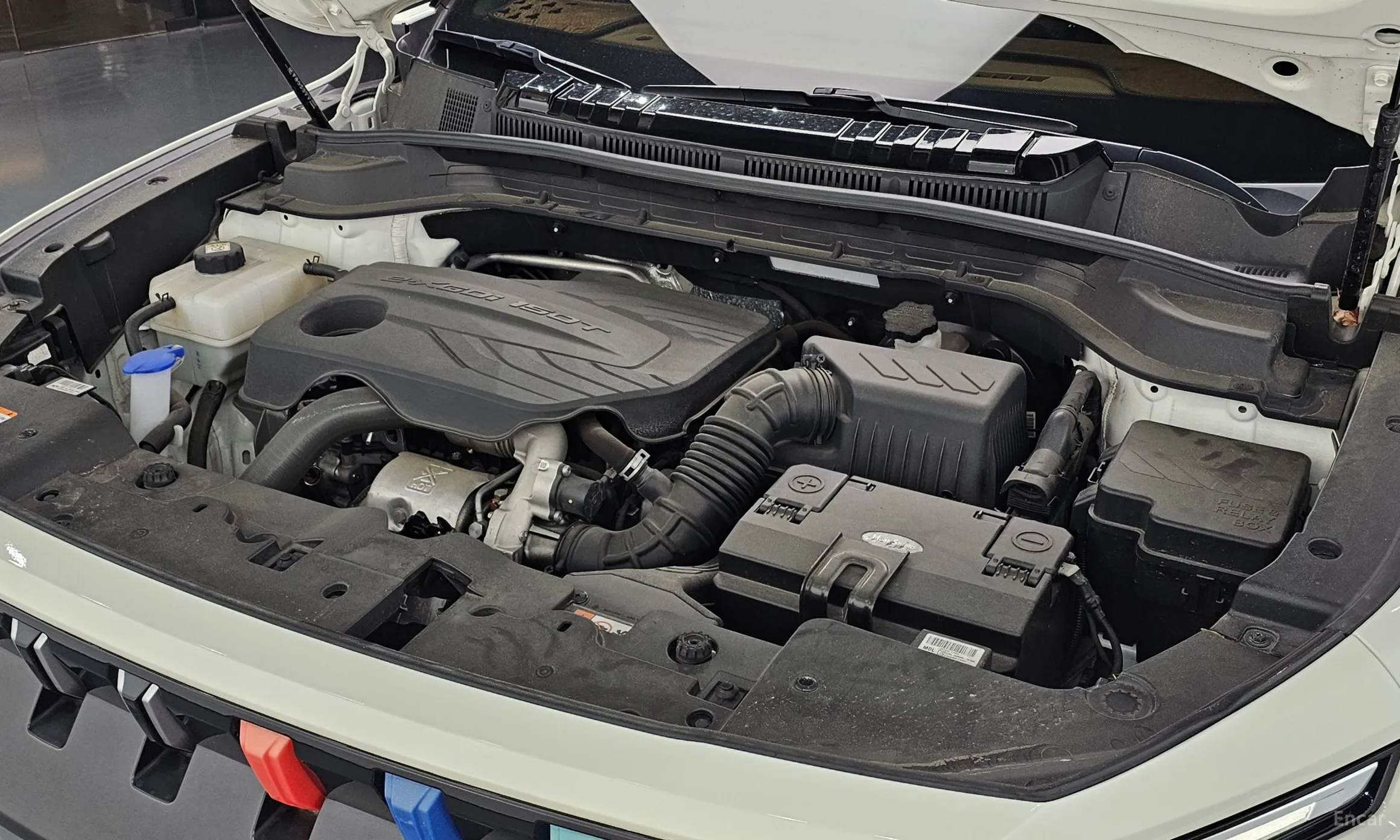 KG Mobility (SsangYong) Torres превью 6