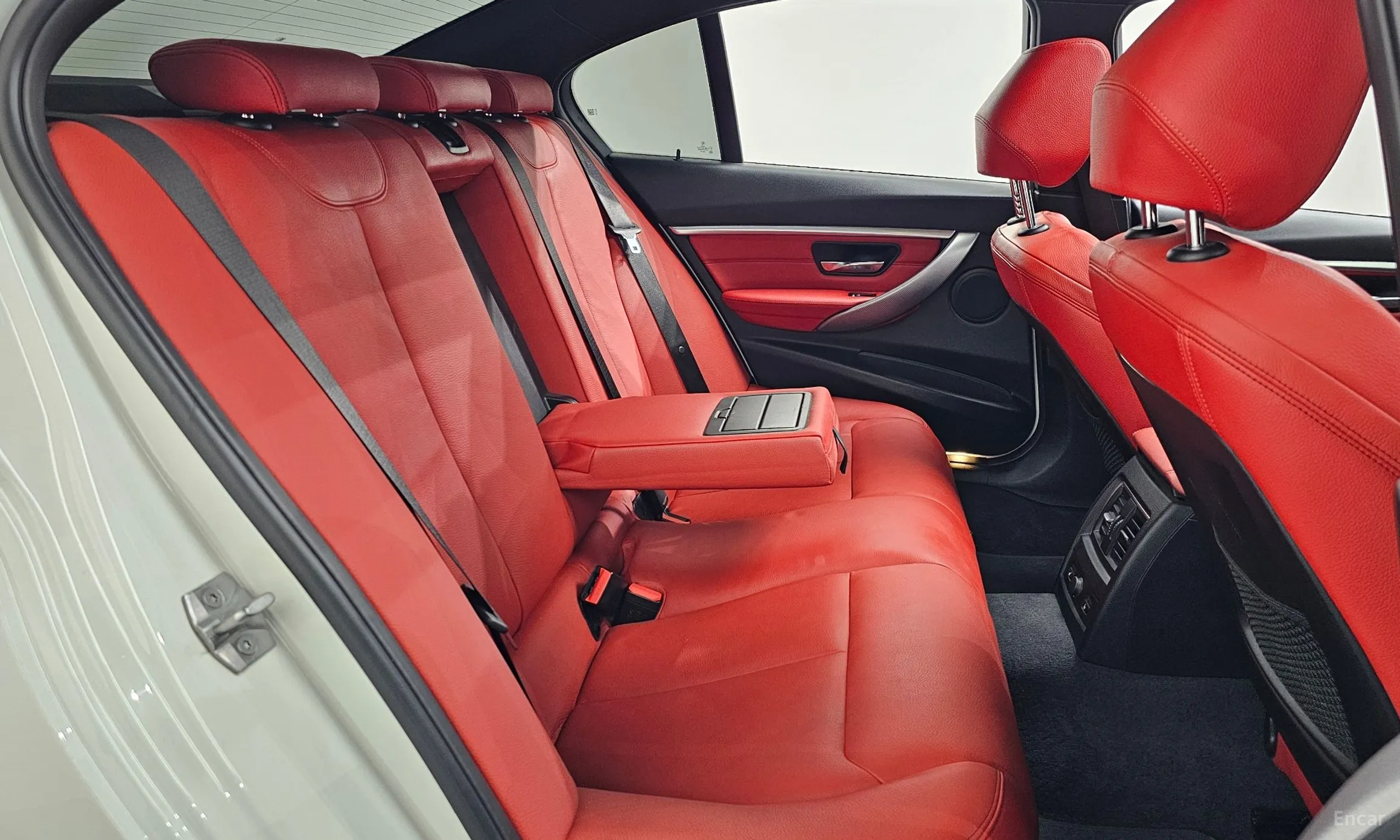BMW 3 Series (F30) превью 12