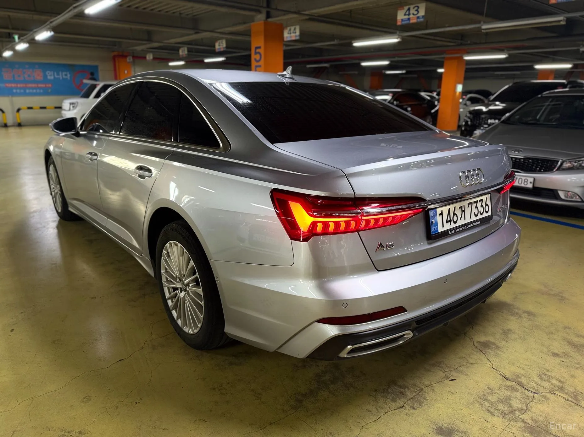 Audi A6 (C8) превью 2