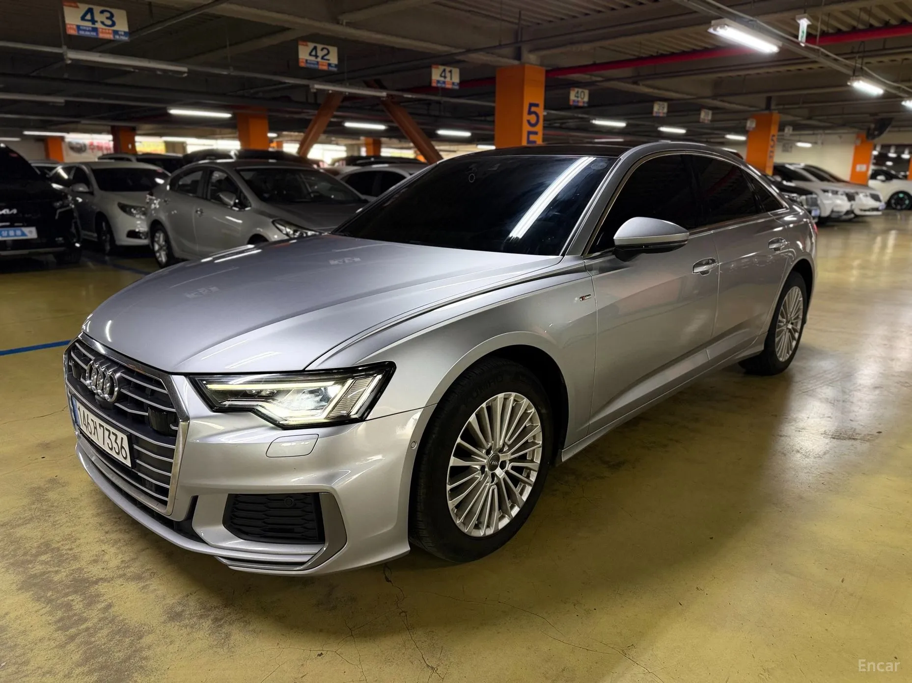 Audi A6 (C8) превью 3