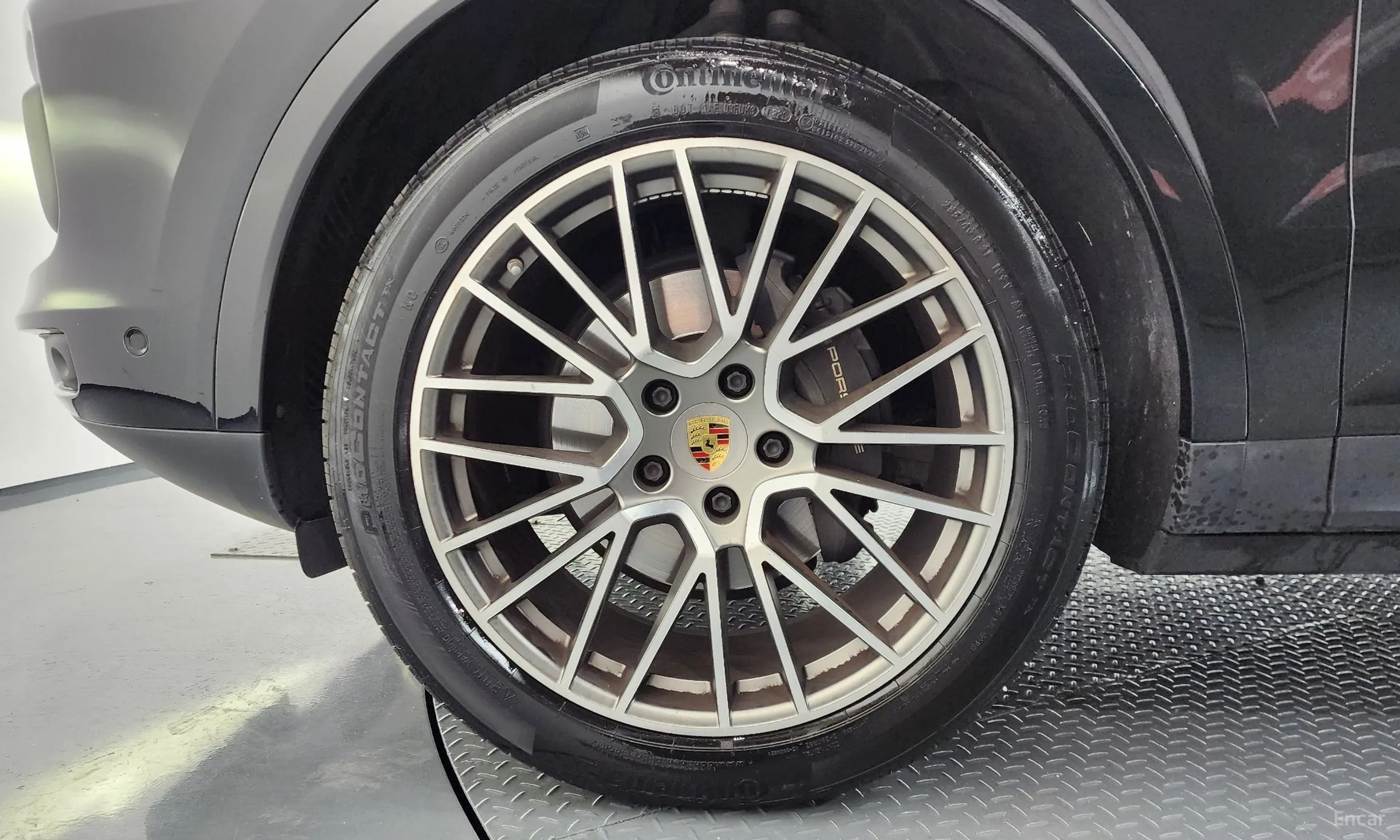 Porsche Cayenne (PO536) превью 5