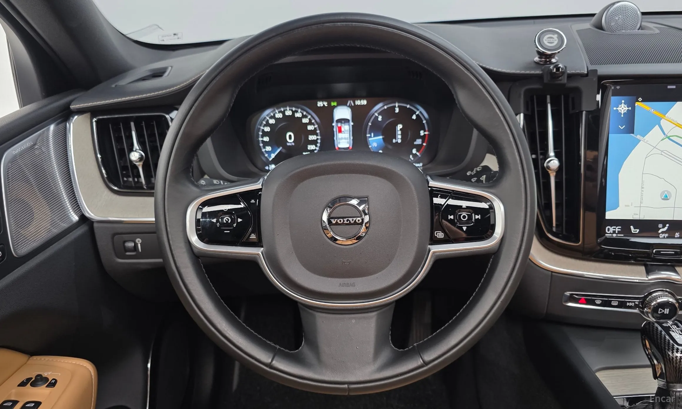 Volvo XC60 Gen 2 превью 15
