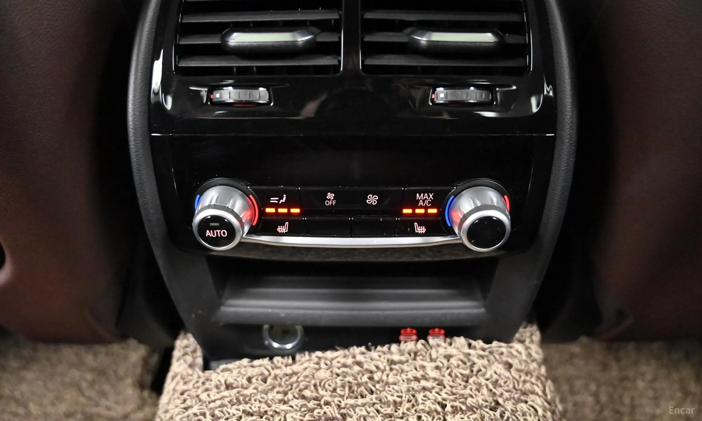 BMW 5 Series (G30) превью 16