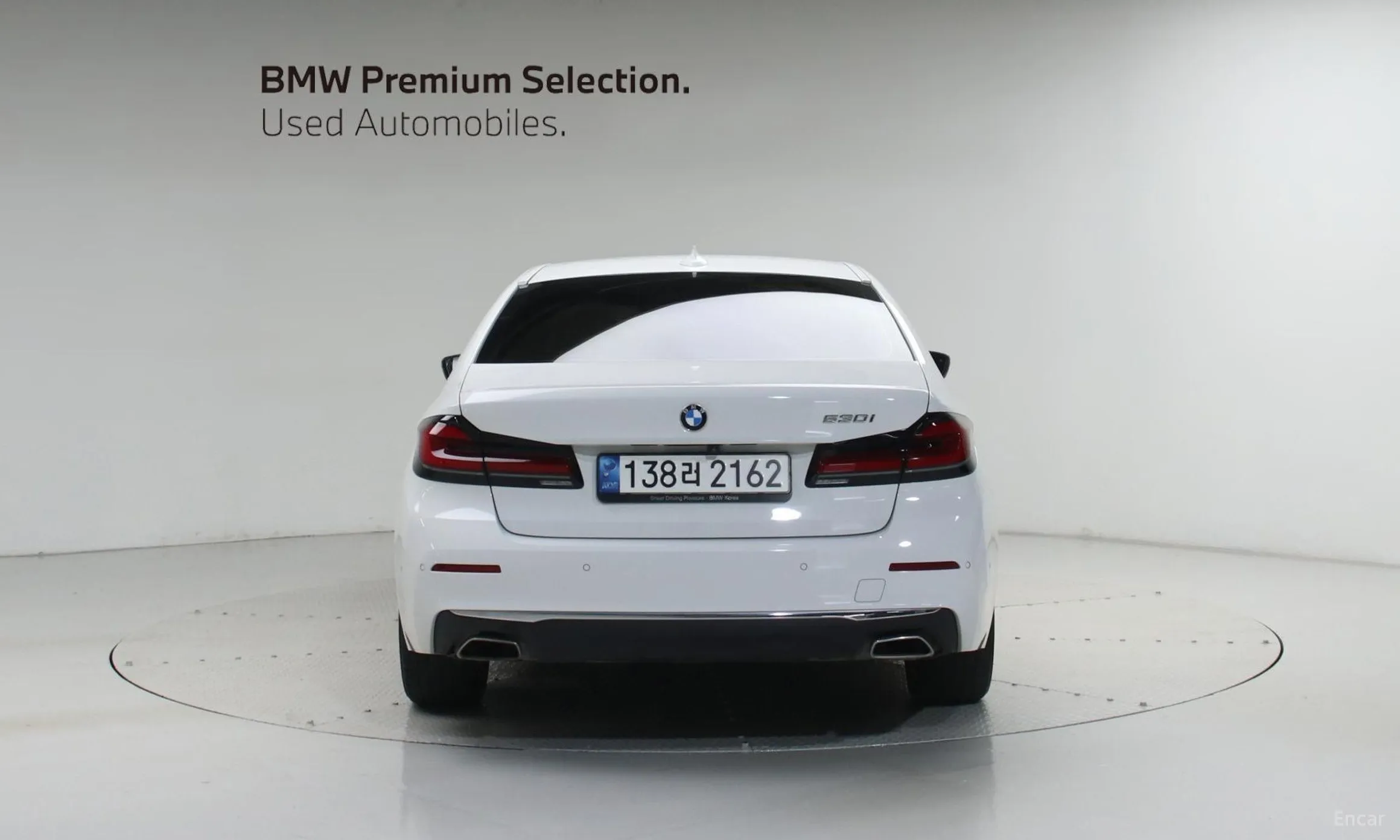 BMW 5 Series (G30) превью 4