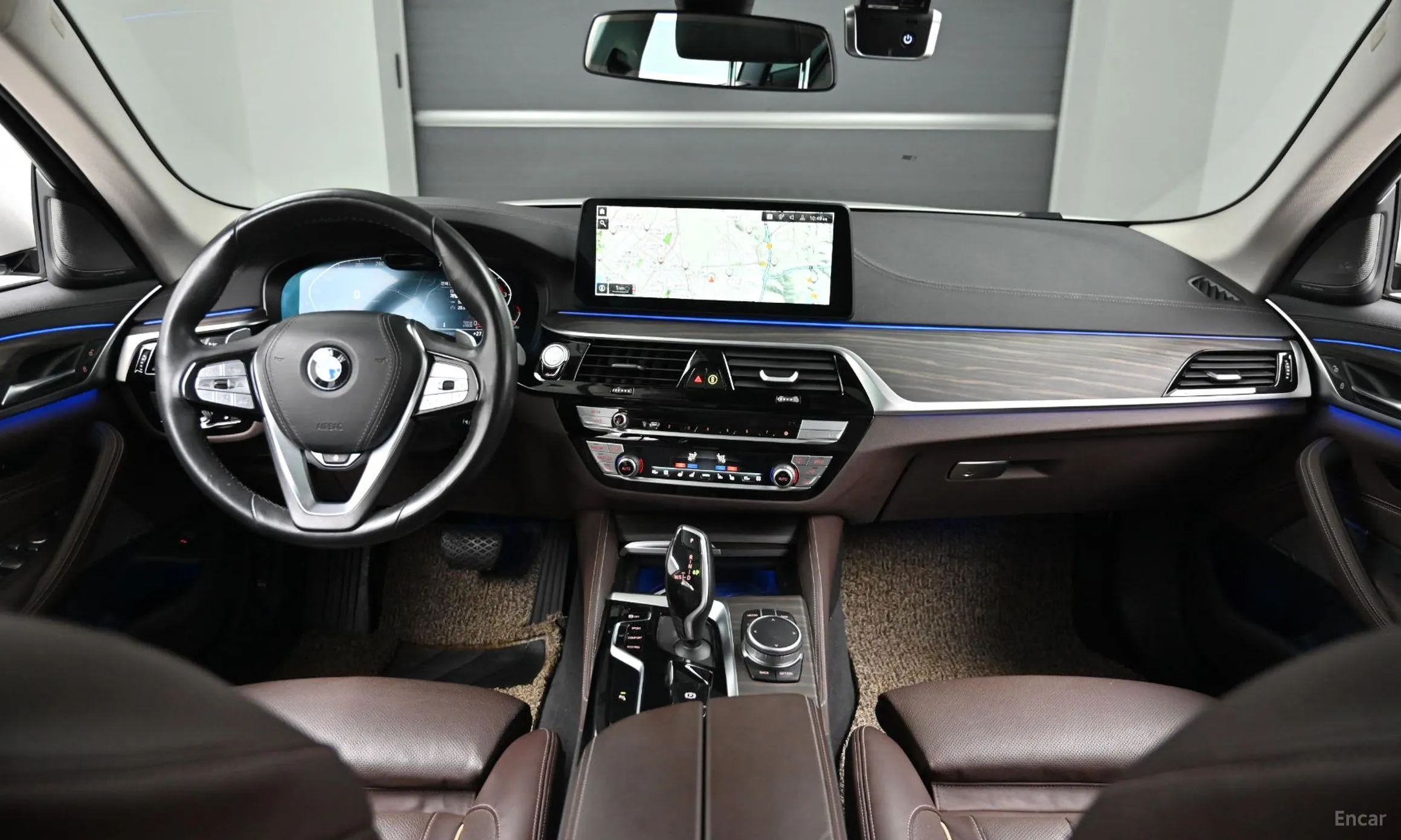 BMW 5 Series (G30) превью 7