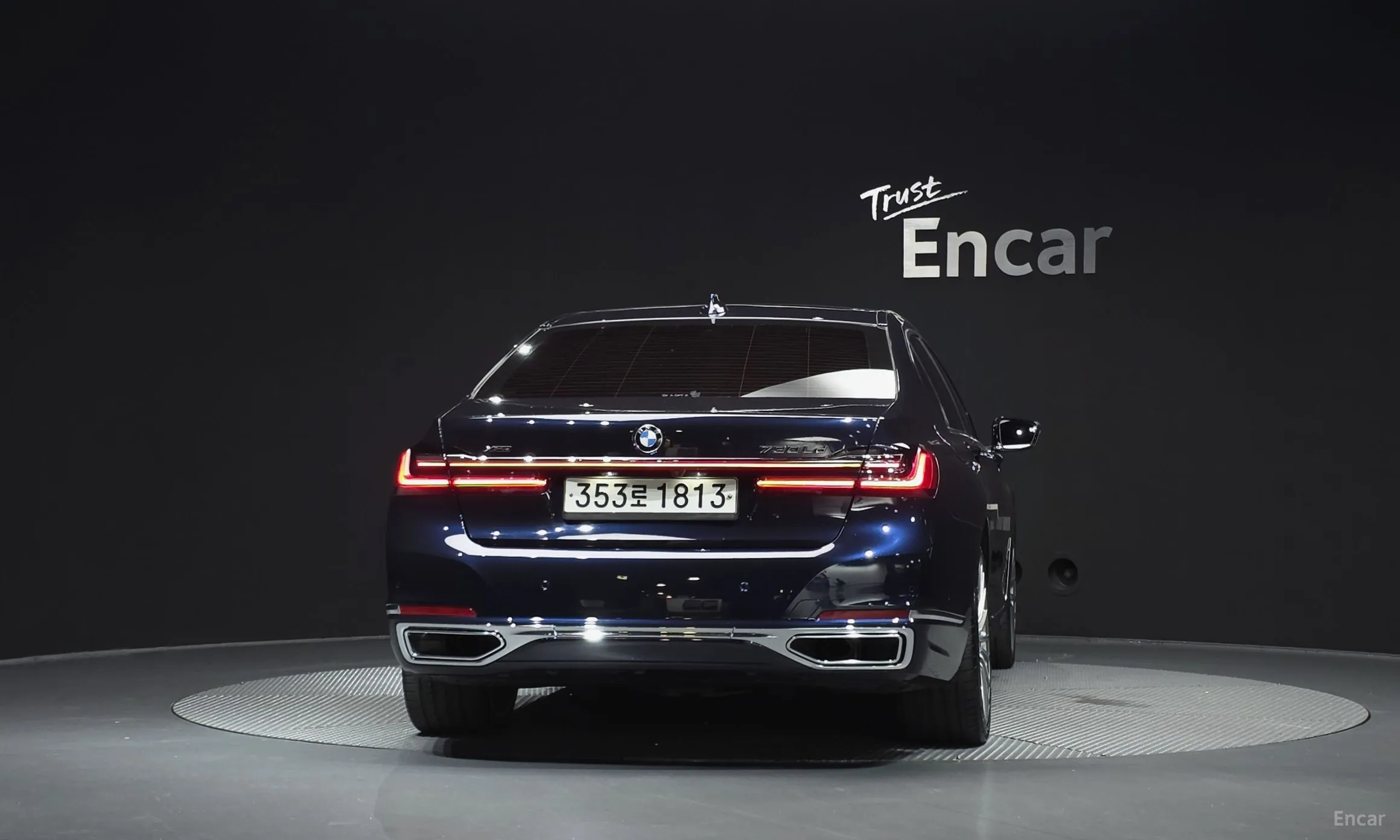 BMW 7 Series (G11) превью 4