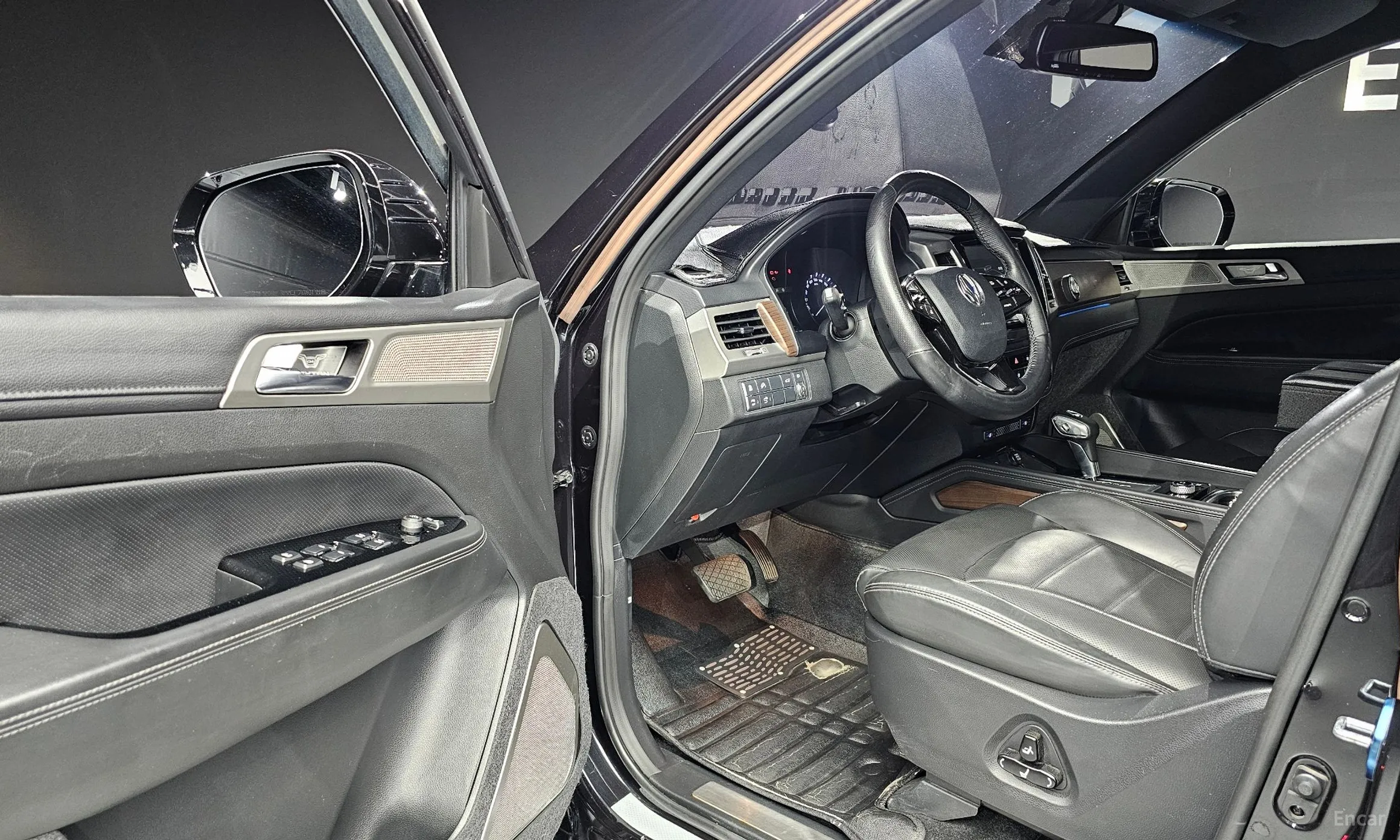 KG Mobility (SsangYong) G4 Rexton превью 10