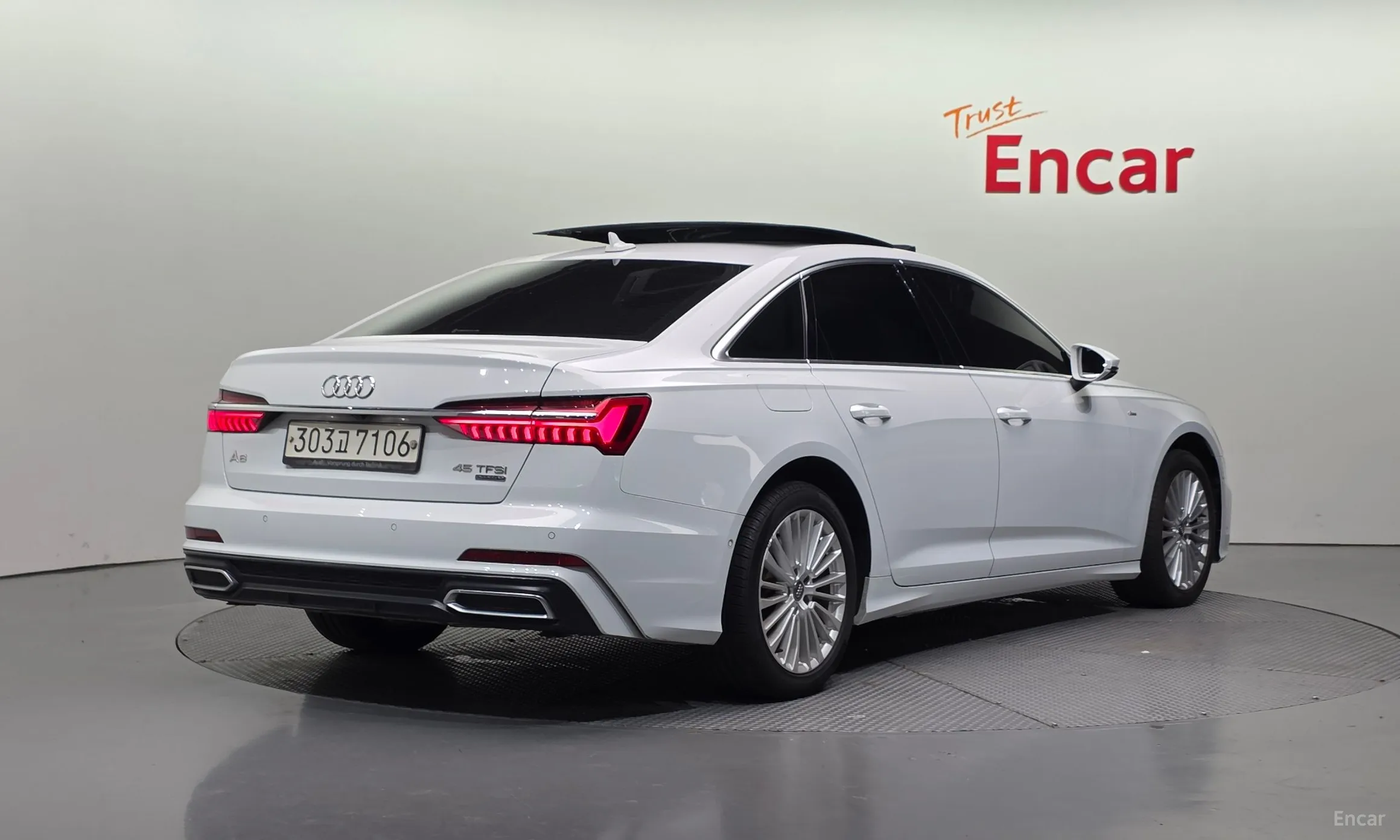 Audi A6 (C8) превью 2