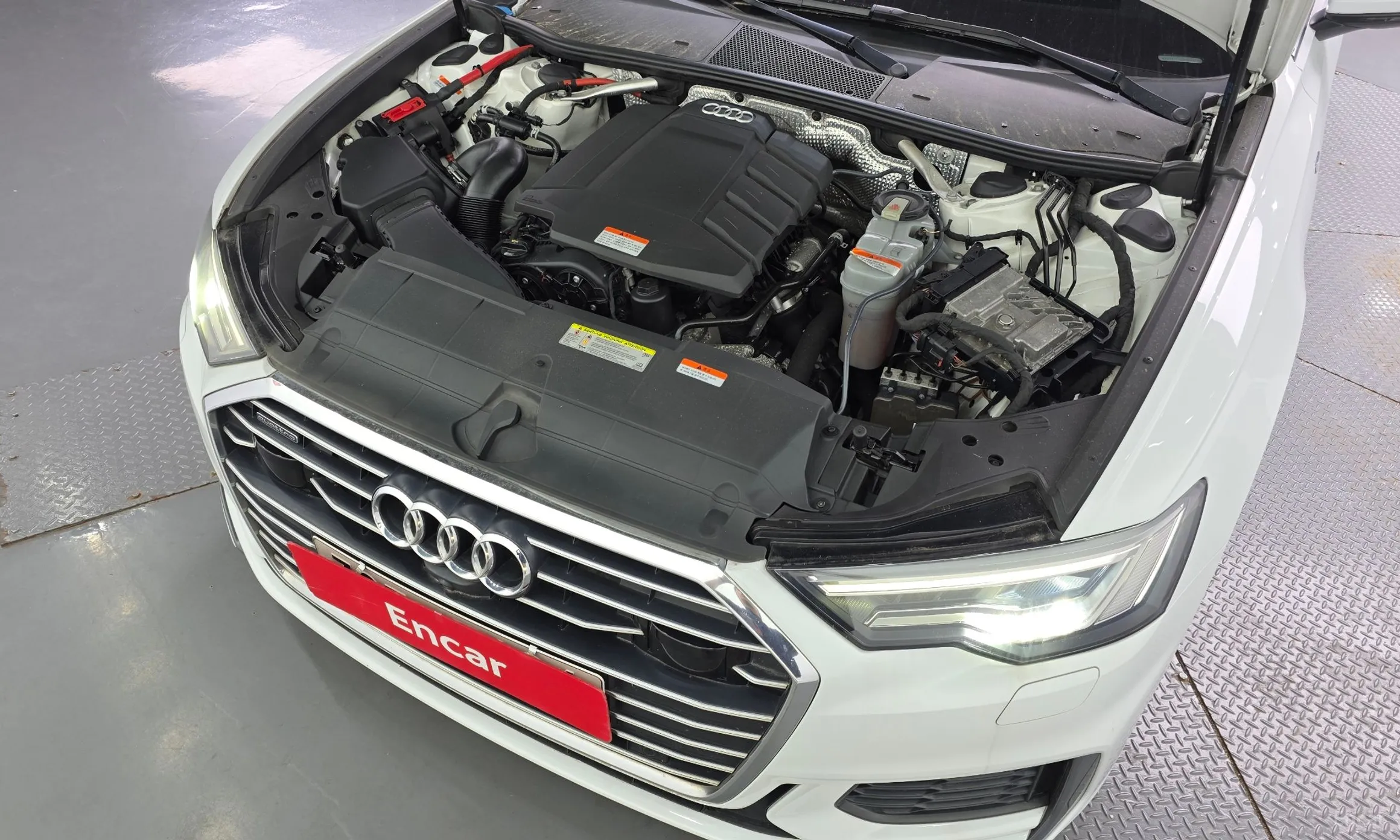 Audi A6 (C8) превью 6