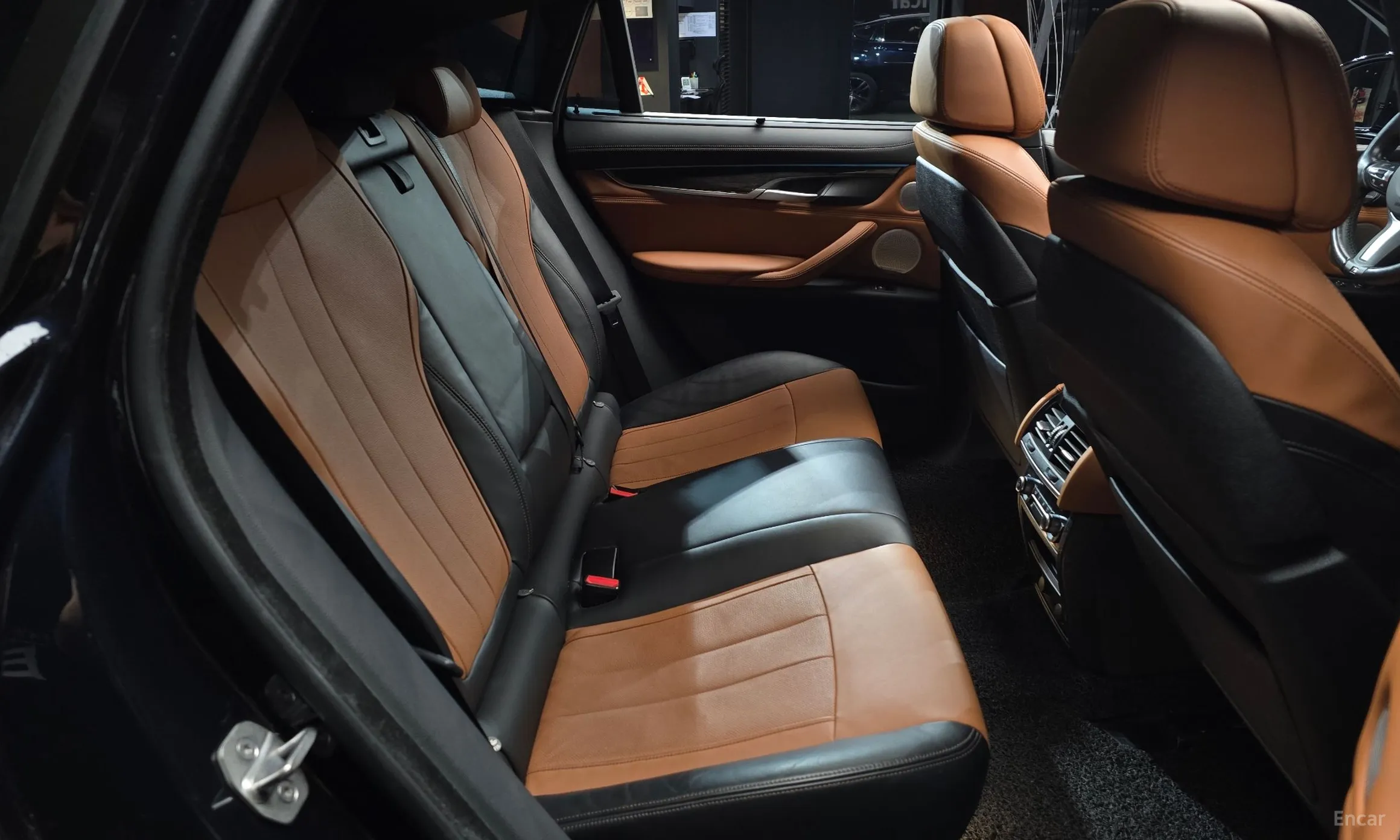 BMW X6 (F16) превью 12