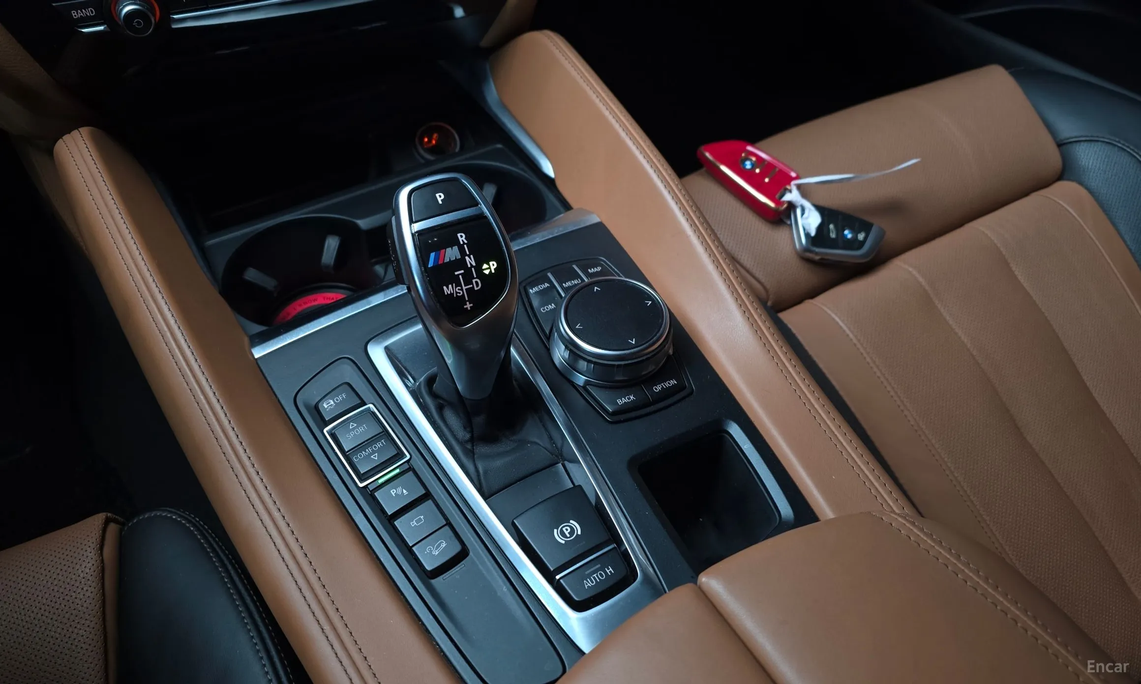 BMW X6 (F16) превью 9