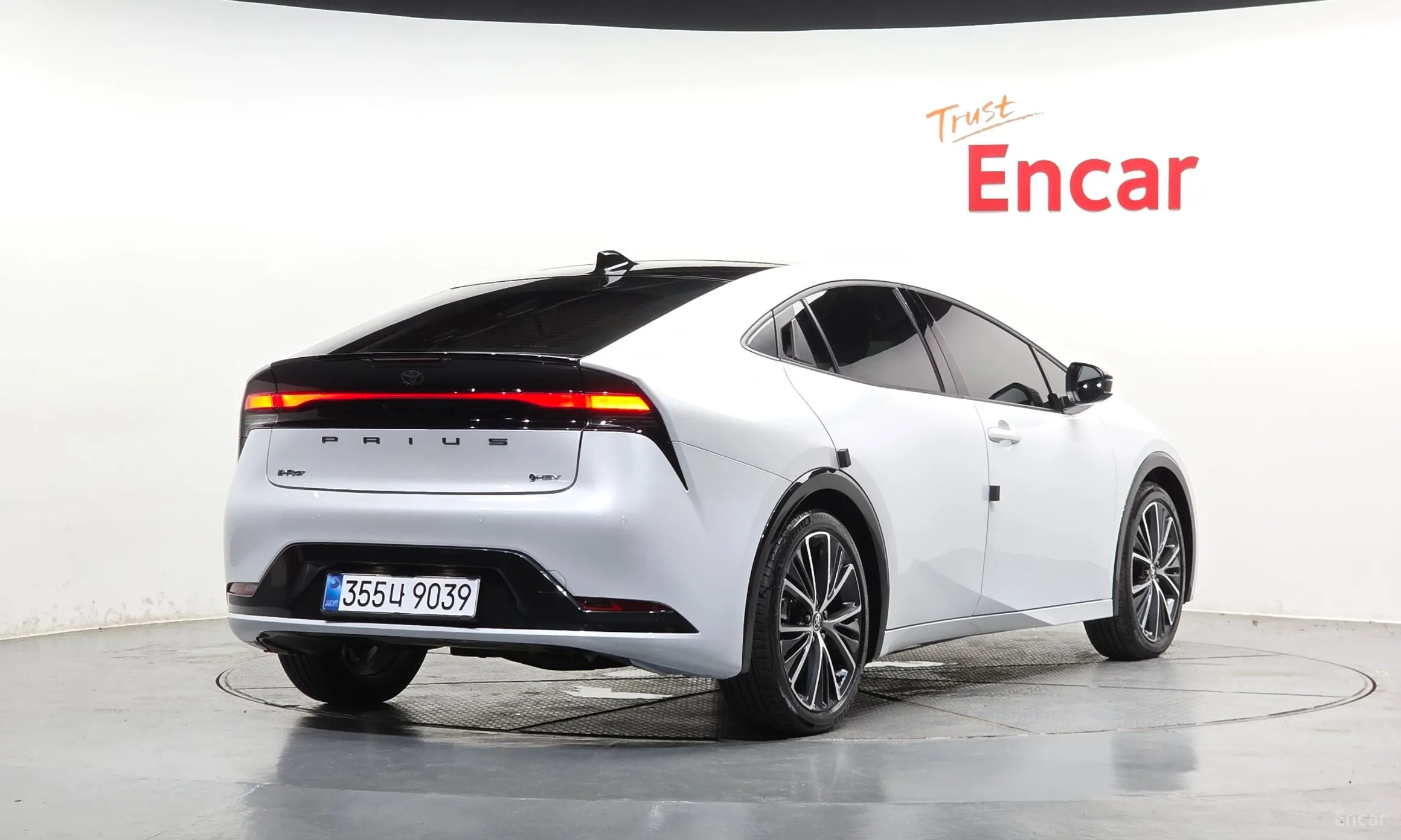 Toyota Prius 5th Generation