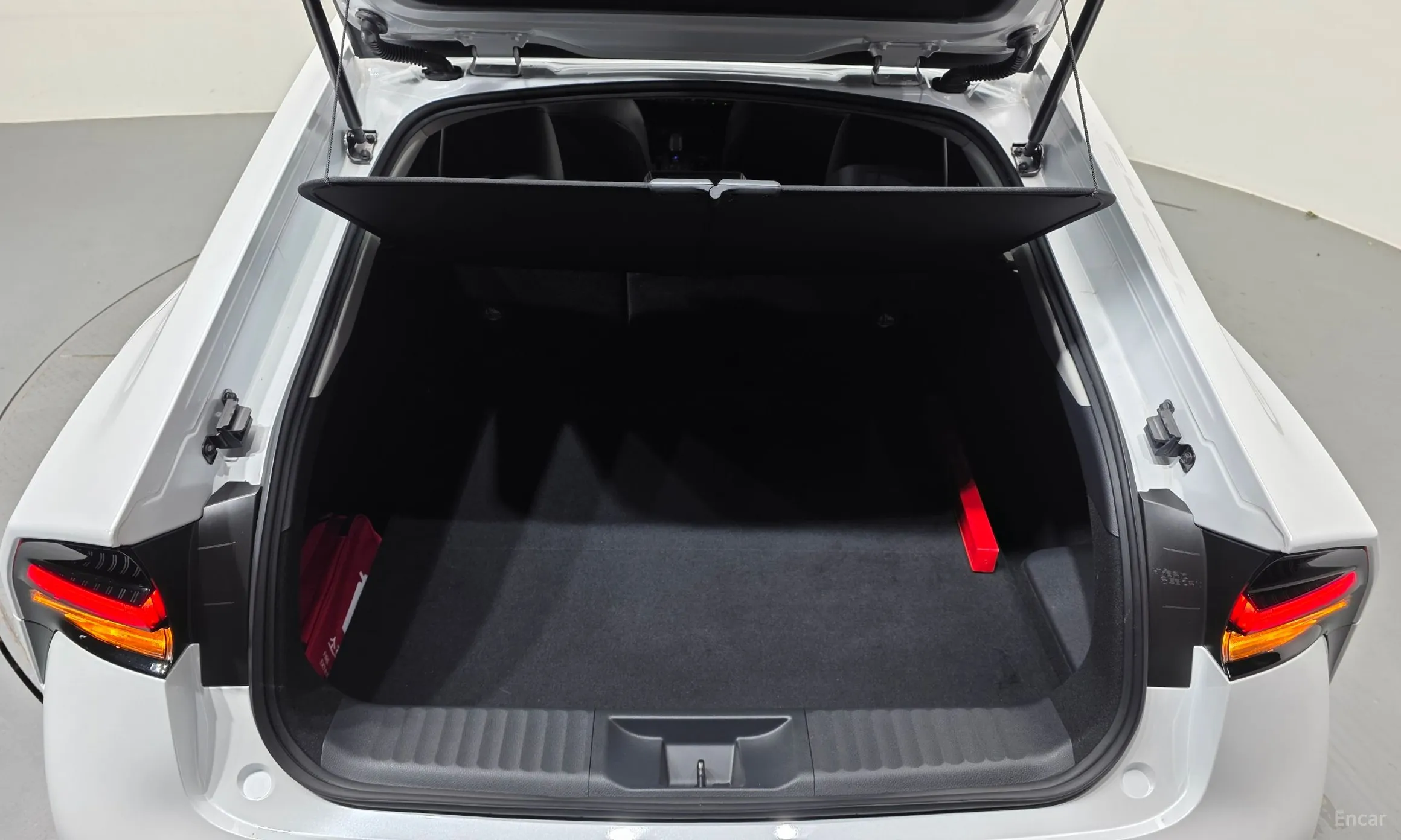 Toyota Prius 5th Generation превью 20