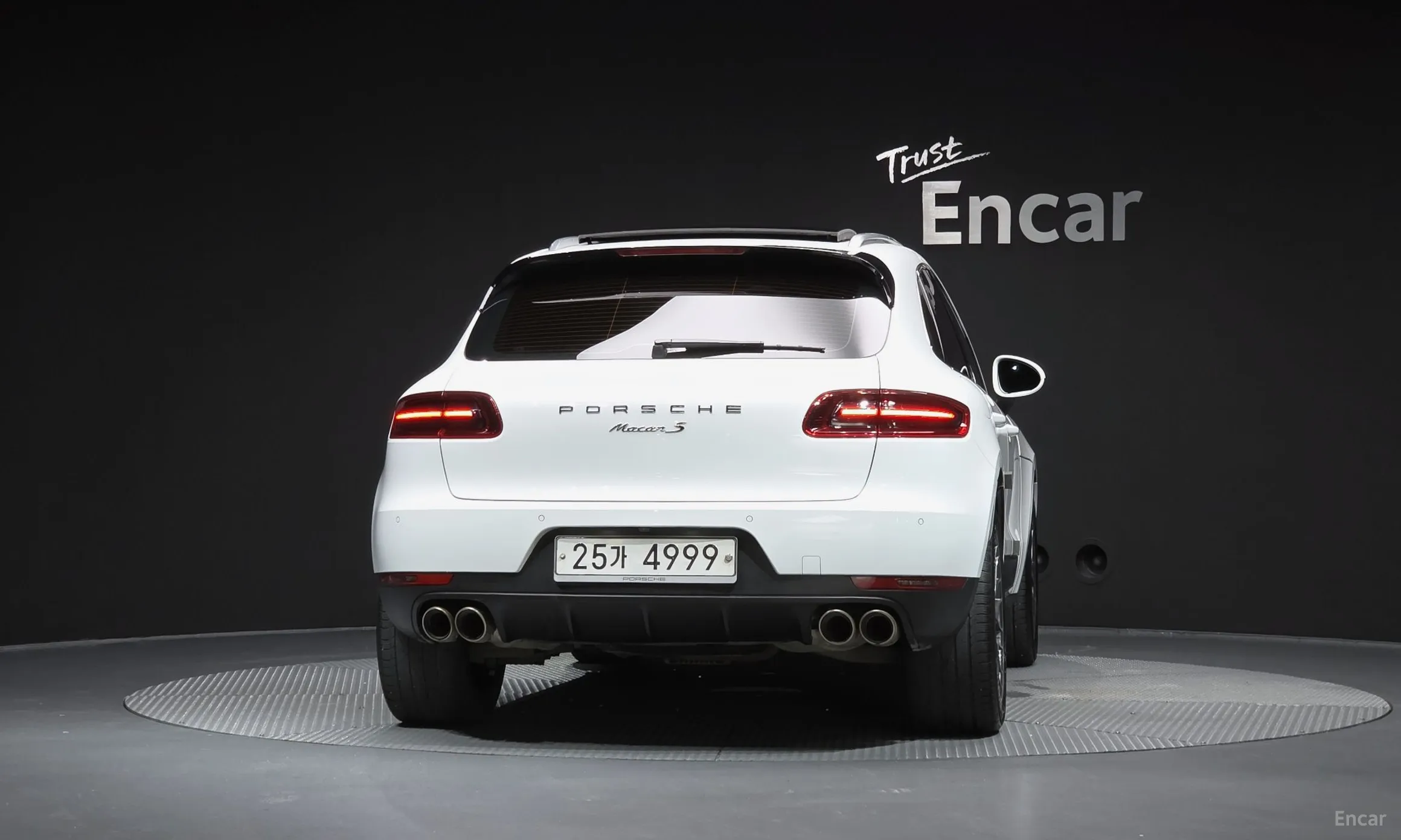 Porsche Macan превью 4
