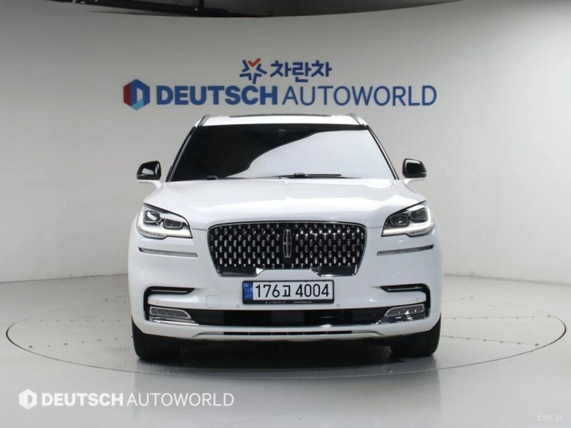 Lincoln Aviator 2nd Generation превью 3