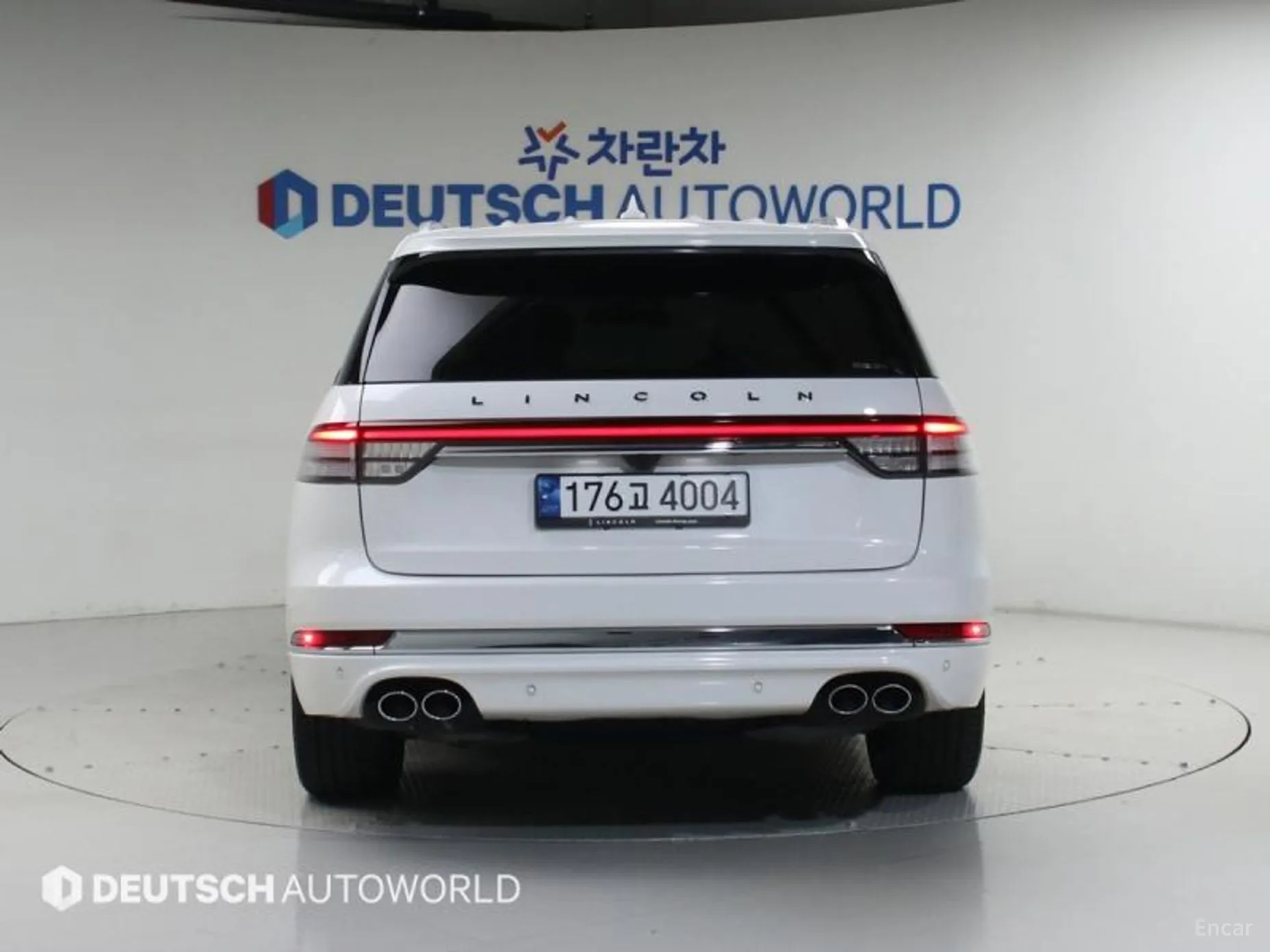 Lincoln Aviator 2nd Generation превью 4