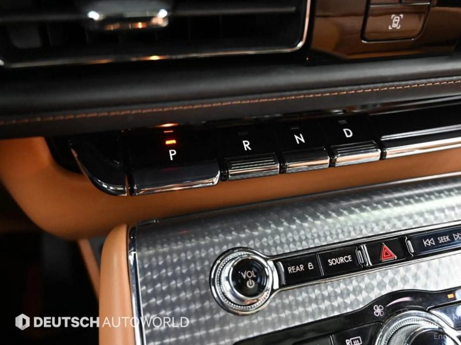 Lincoln Aviator 2nd Generation превью 9