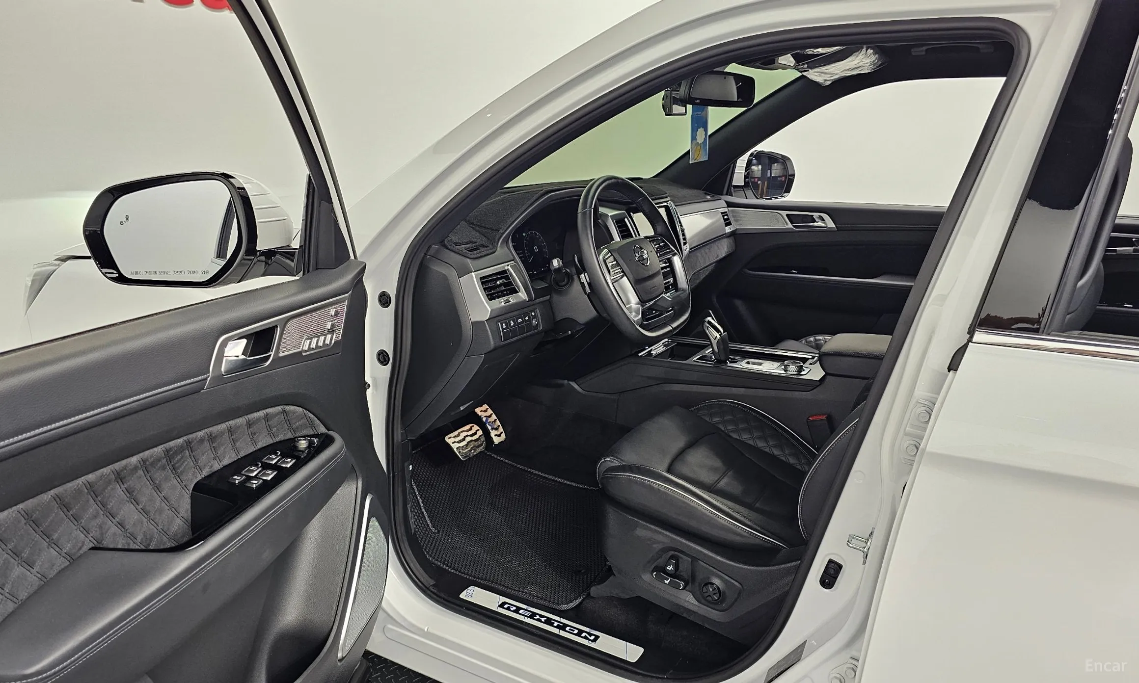 KG Mobility (SsangYong) Rexton превью 10