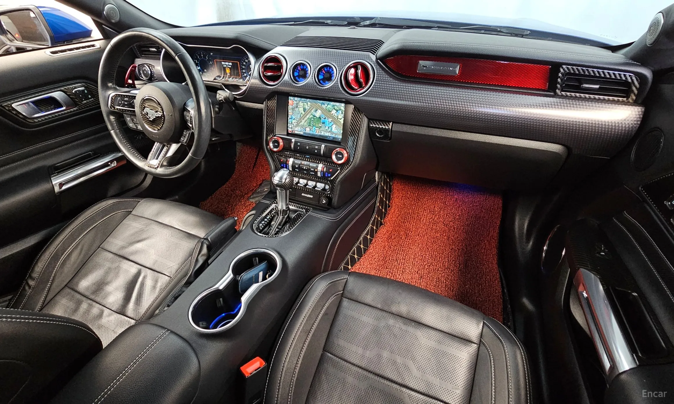 Ford Mustang превью 7