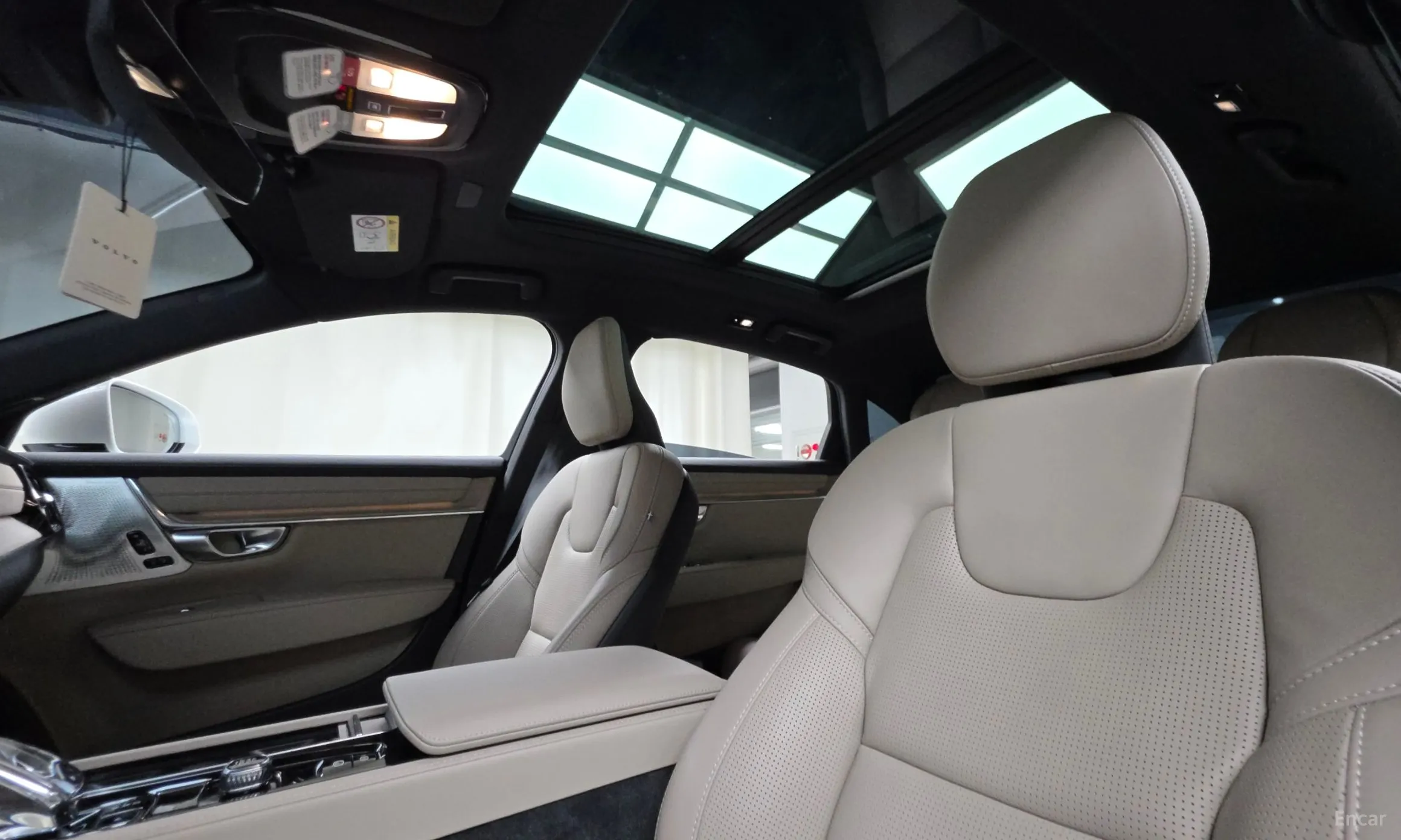 Volvo S90 превью 18