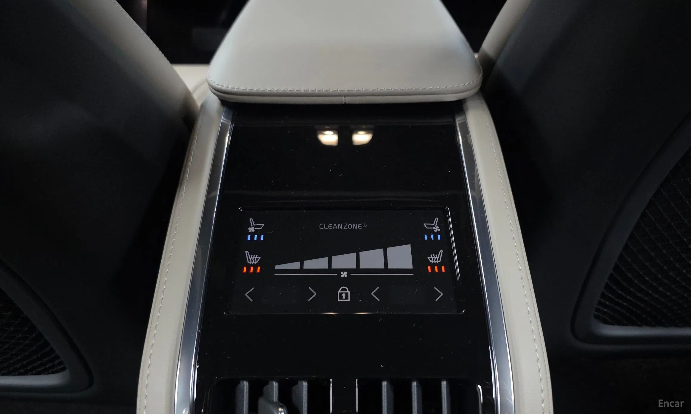 Volvo S90 превью 19