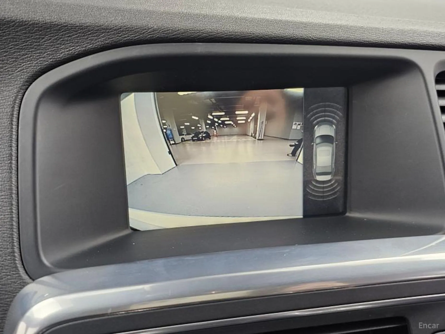 Volvo S60 превью 15