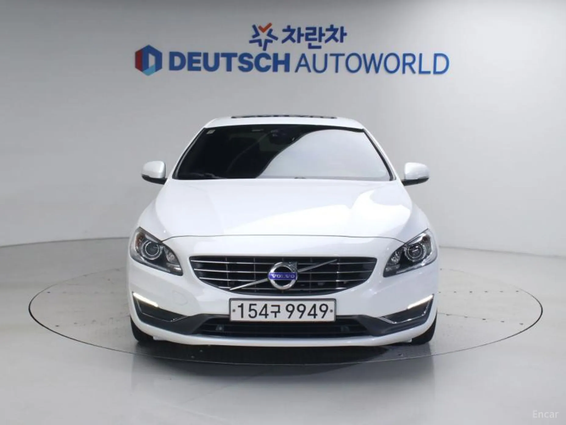 Volvo S60 превью 3