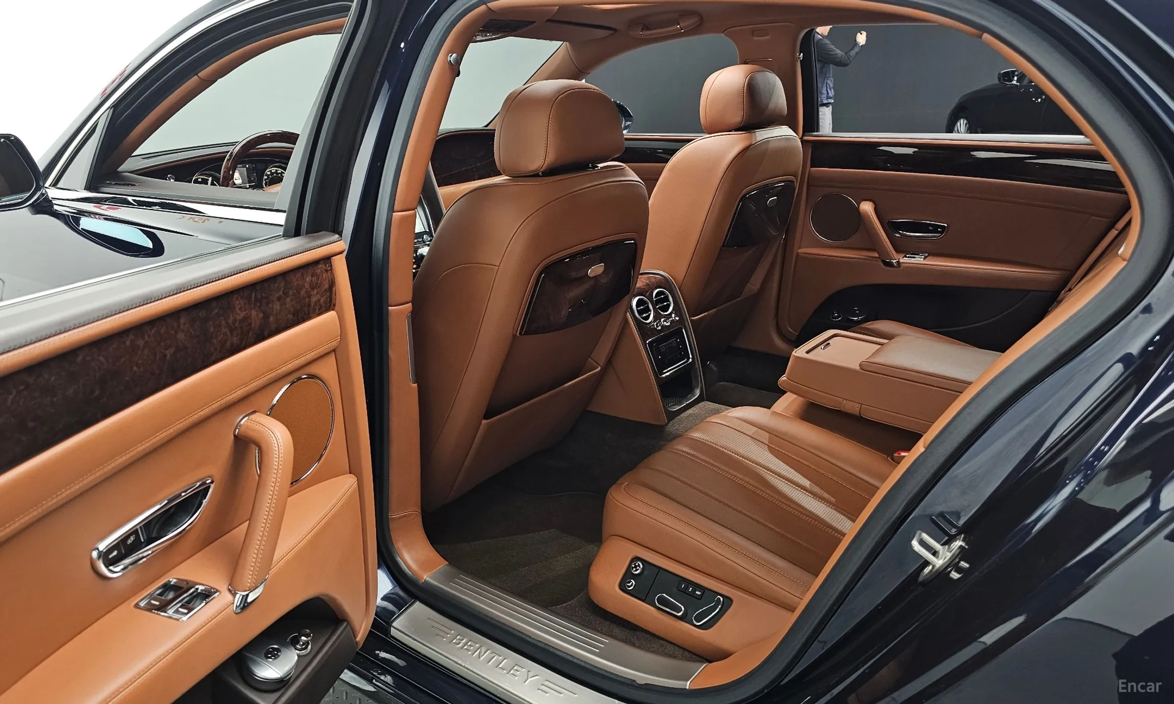 Bentley Flying Spur 2nd Generation превью 12