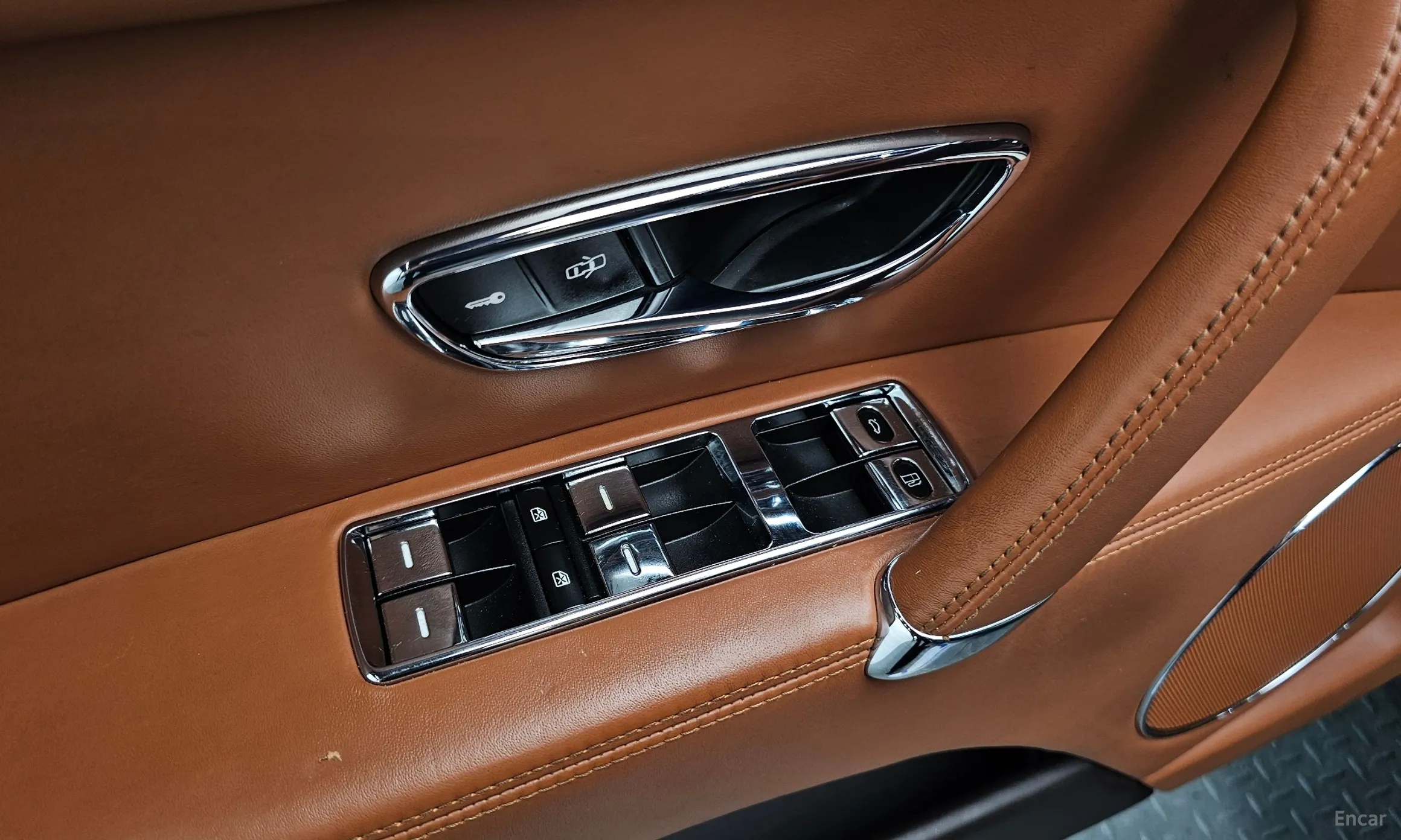 Bentley Flying Spur 2nd Generation превью 16