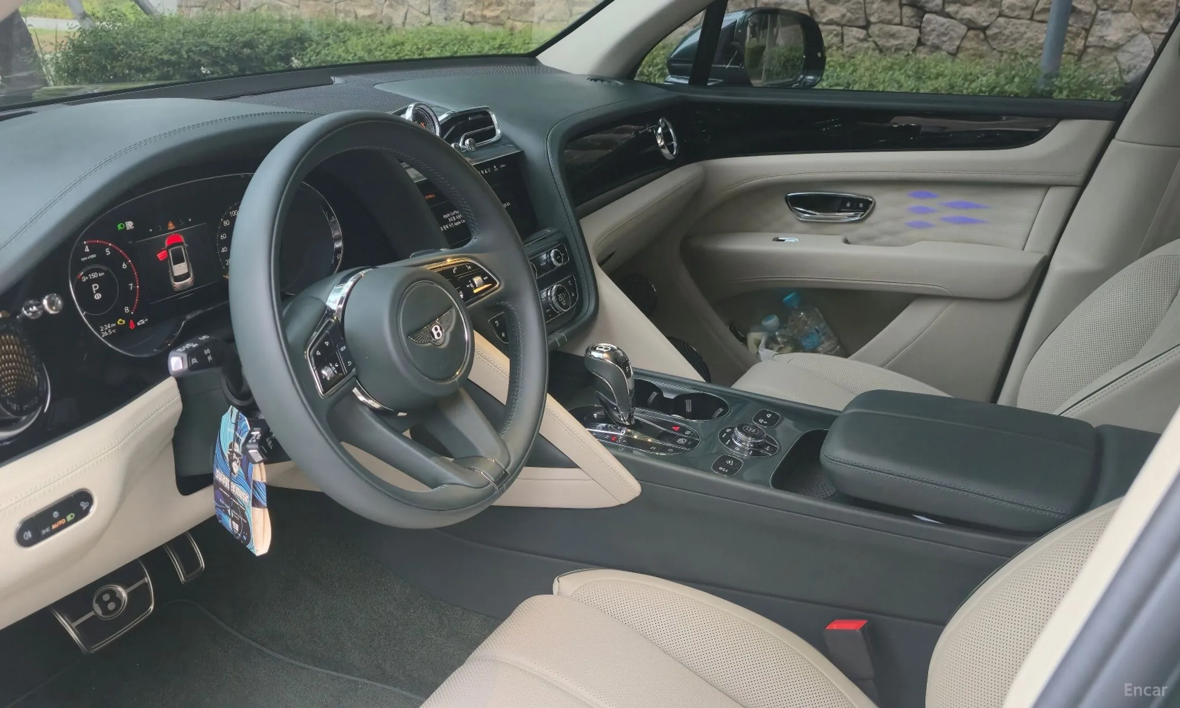 Bentley Bentayga превью 10
