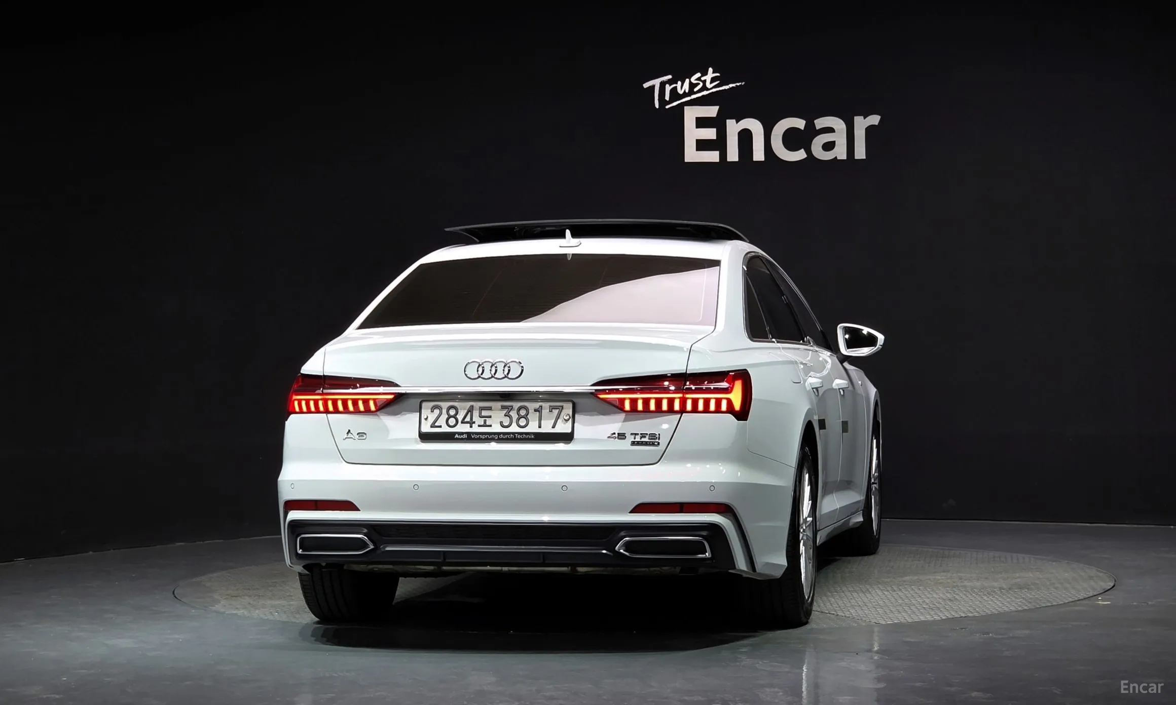 Audi A6 (C8) превью 4