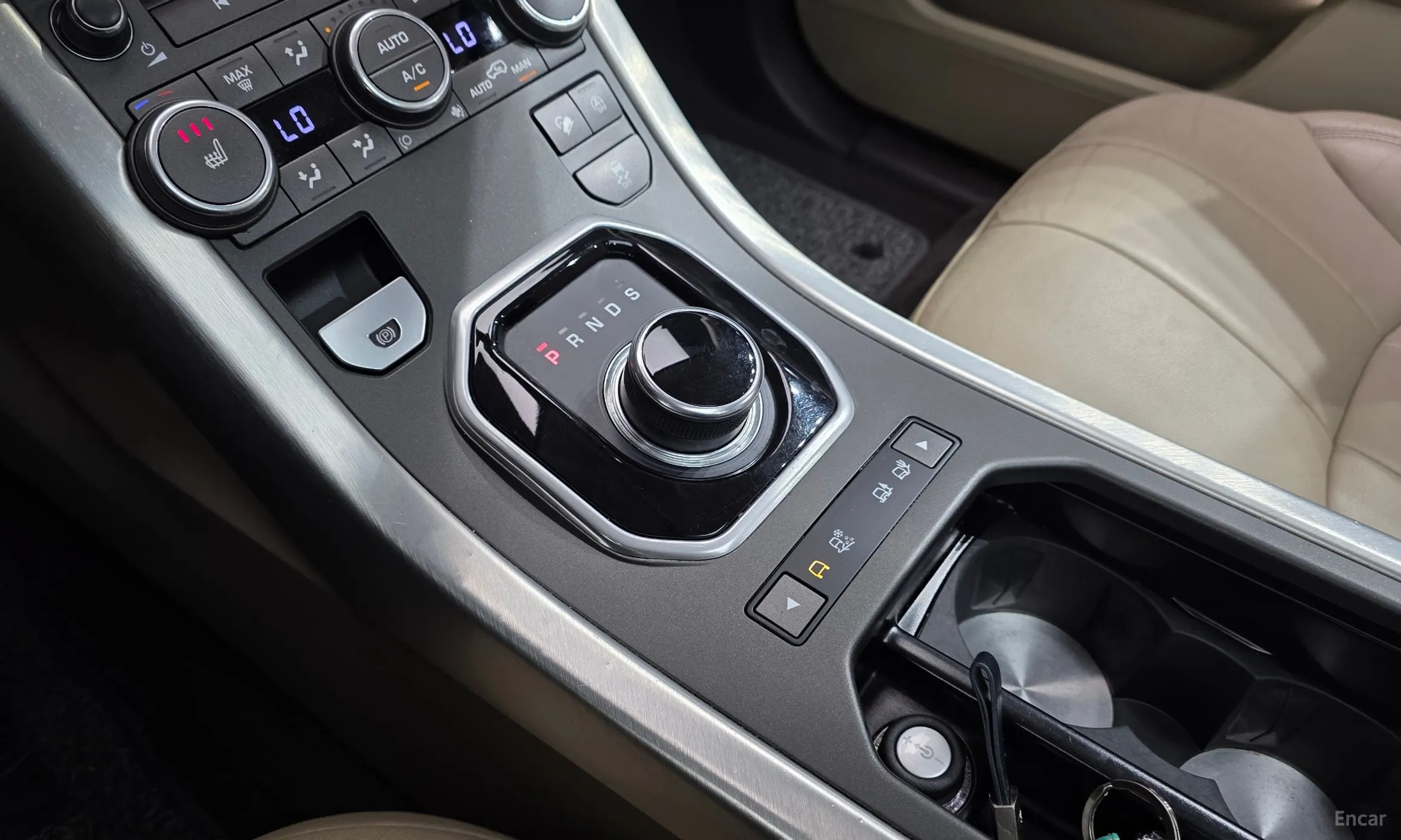 Land Rover Range Rover Evoque превью 9