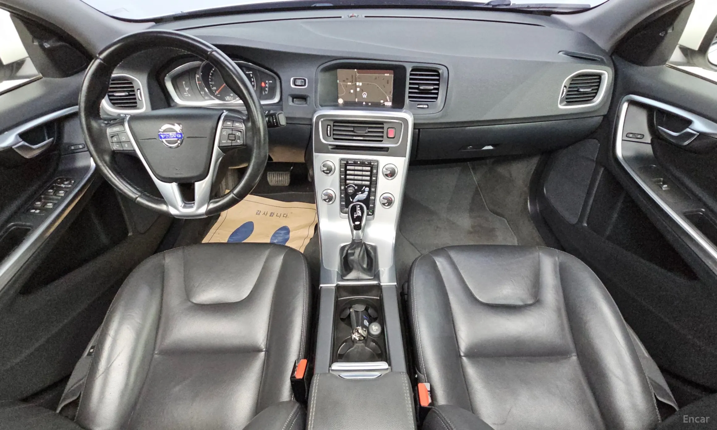 Volvo S60 превью 7