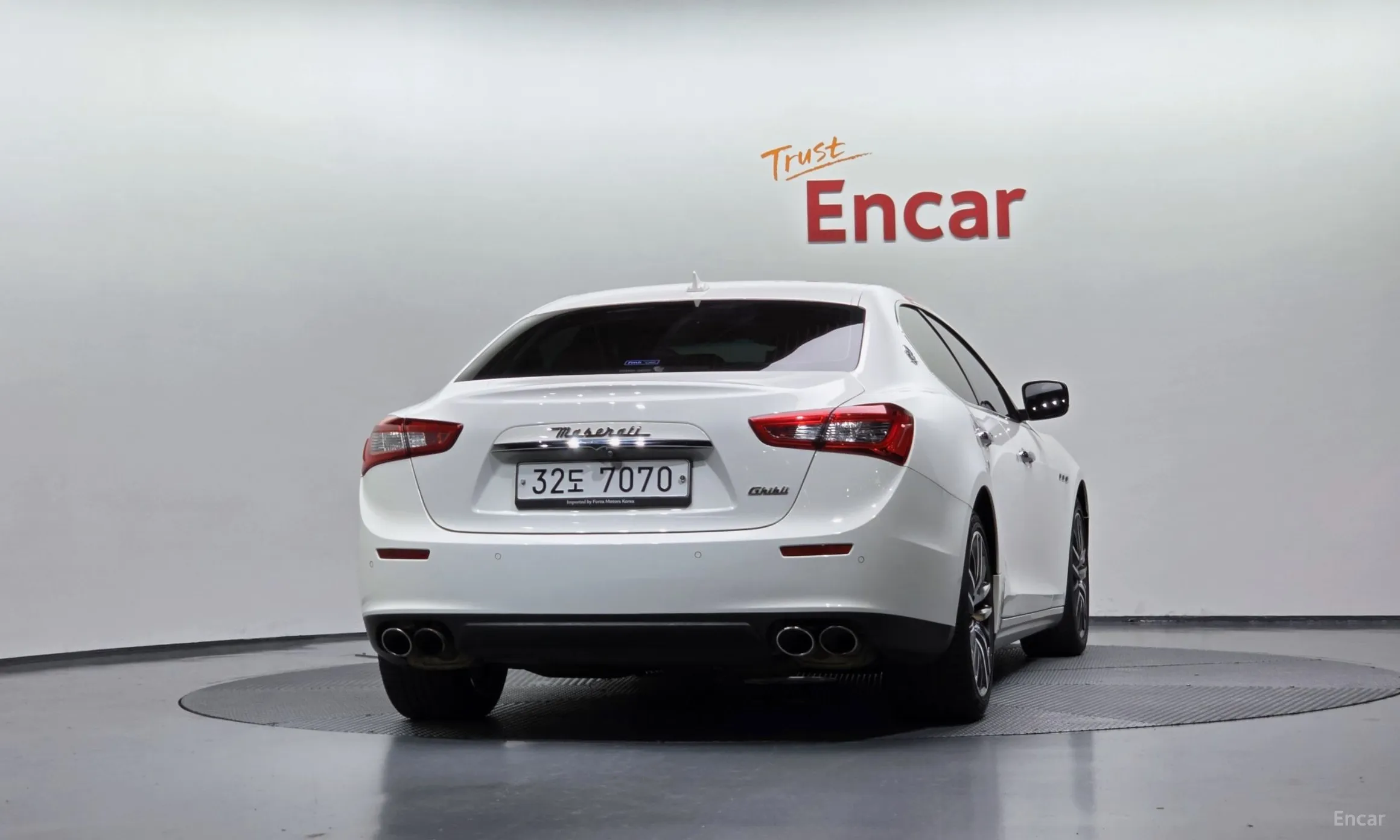 Maserati Ghibli превью 4