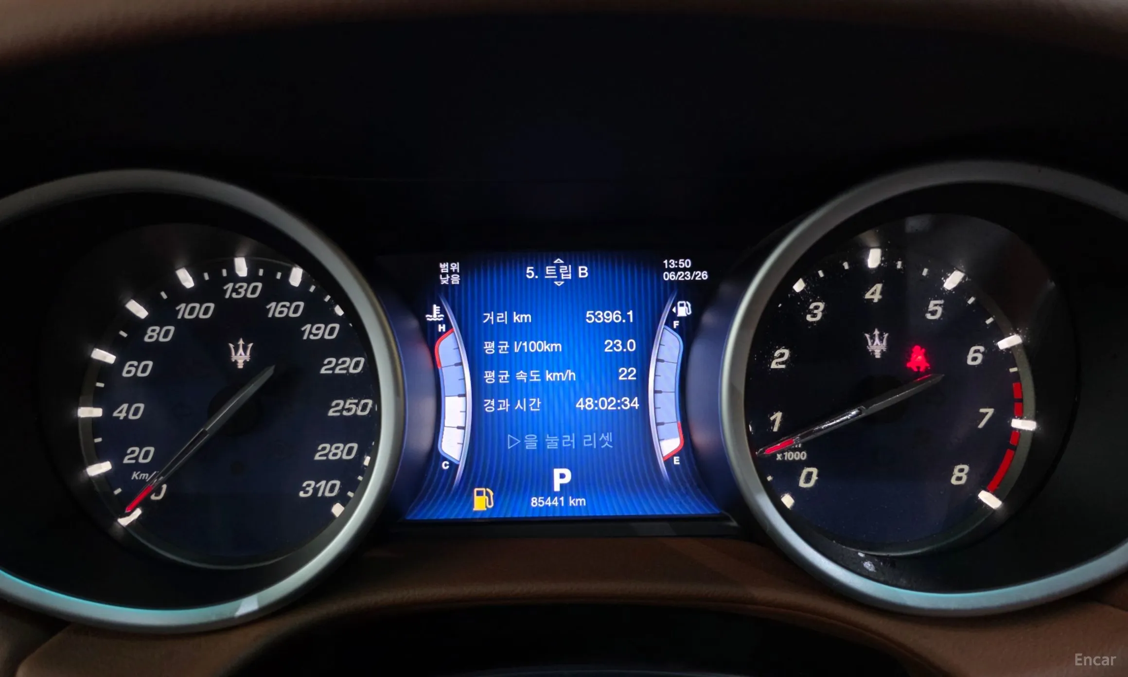Maserati Ghibli превью 8